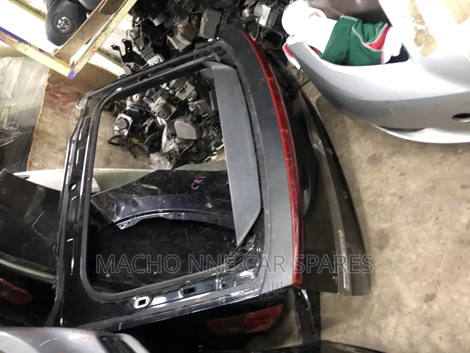 Honda Insight 2010 Rear Boot(Without Wind Shield)