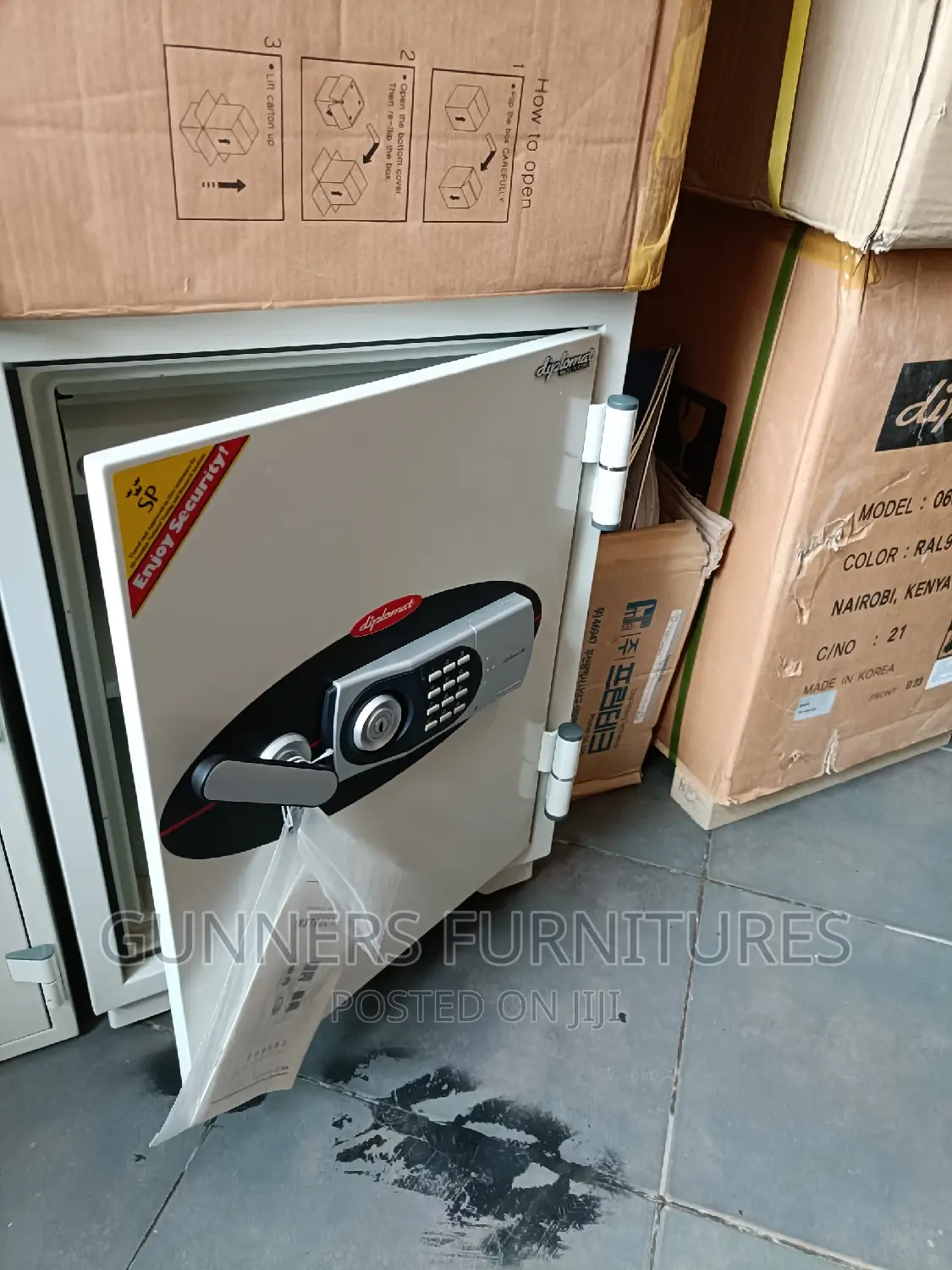 Safe Box Model 070EHK