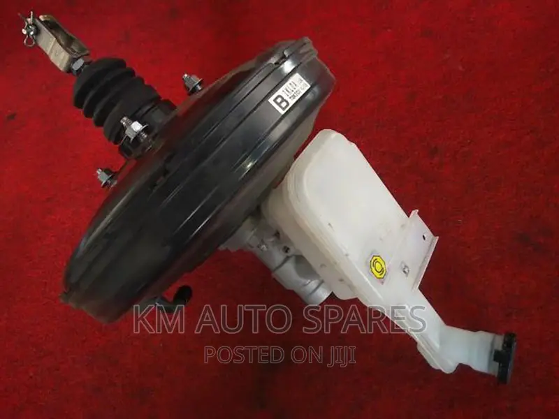 Nissan Juke Brake Booster/Master Cylinder.