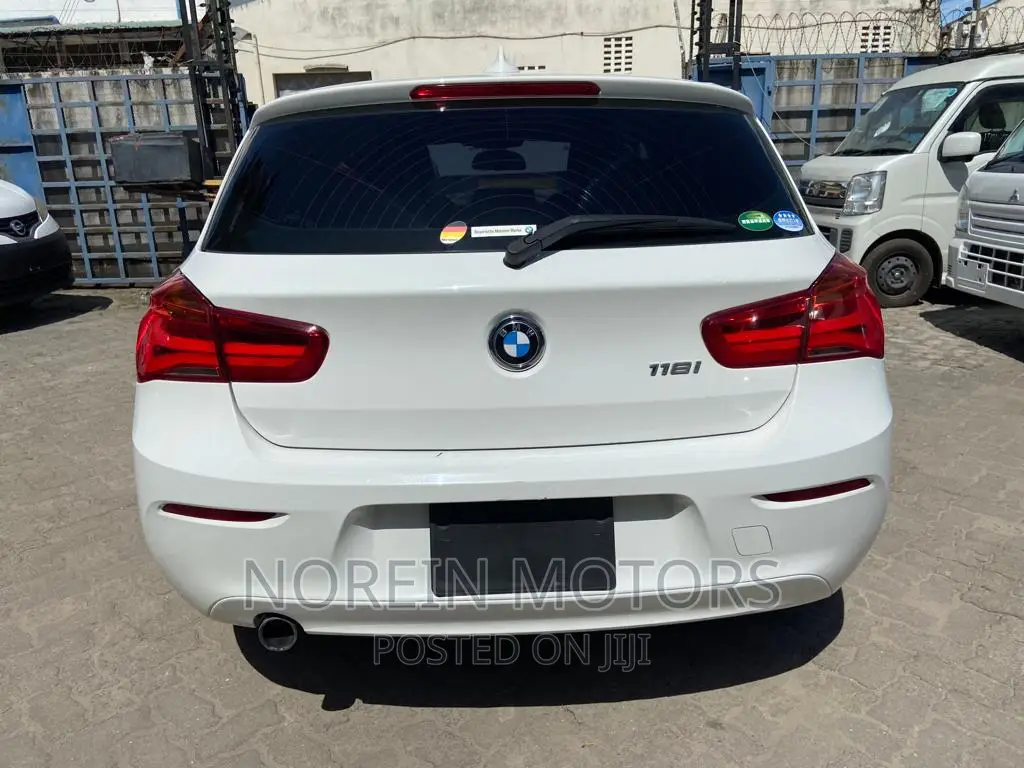 BMW 118i 2017 White