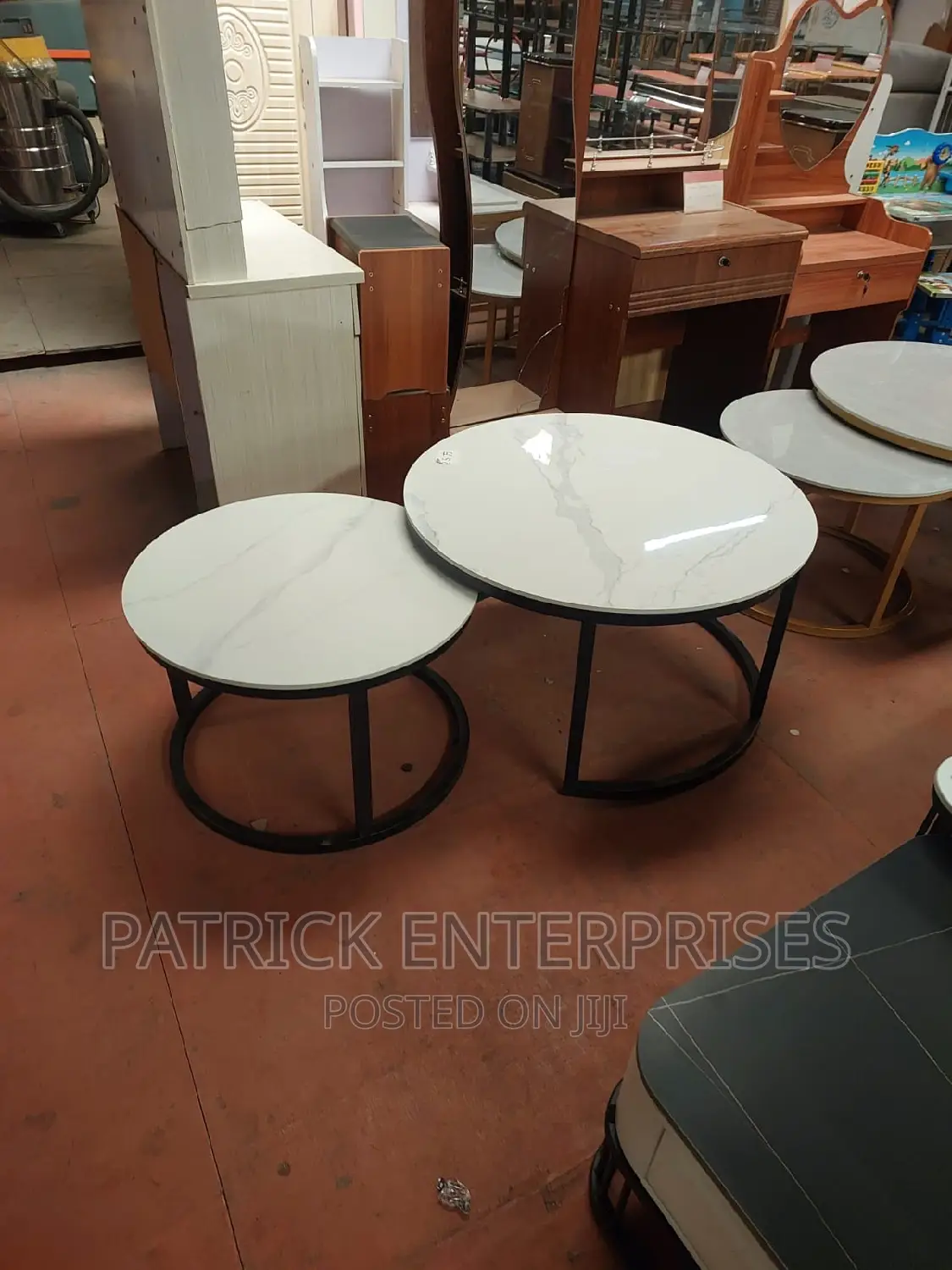 Imported Morden Marble Nesting Coffee Table
