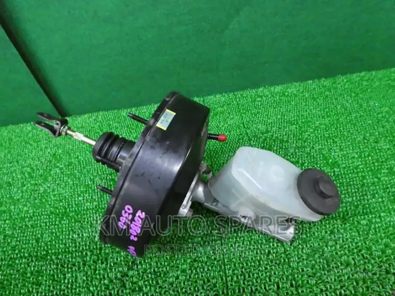 Toyota Townace Brake Booster/Master Cylinder.