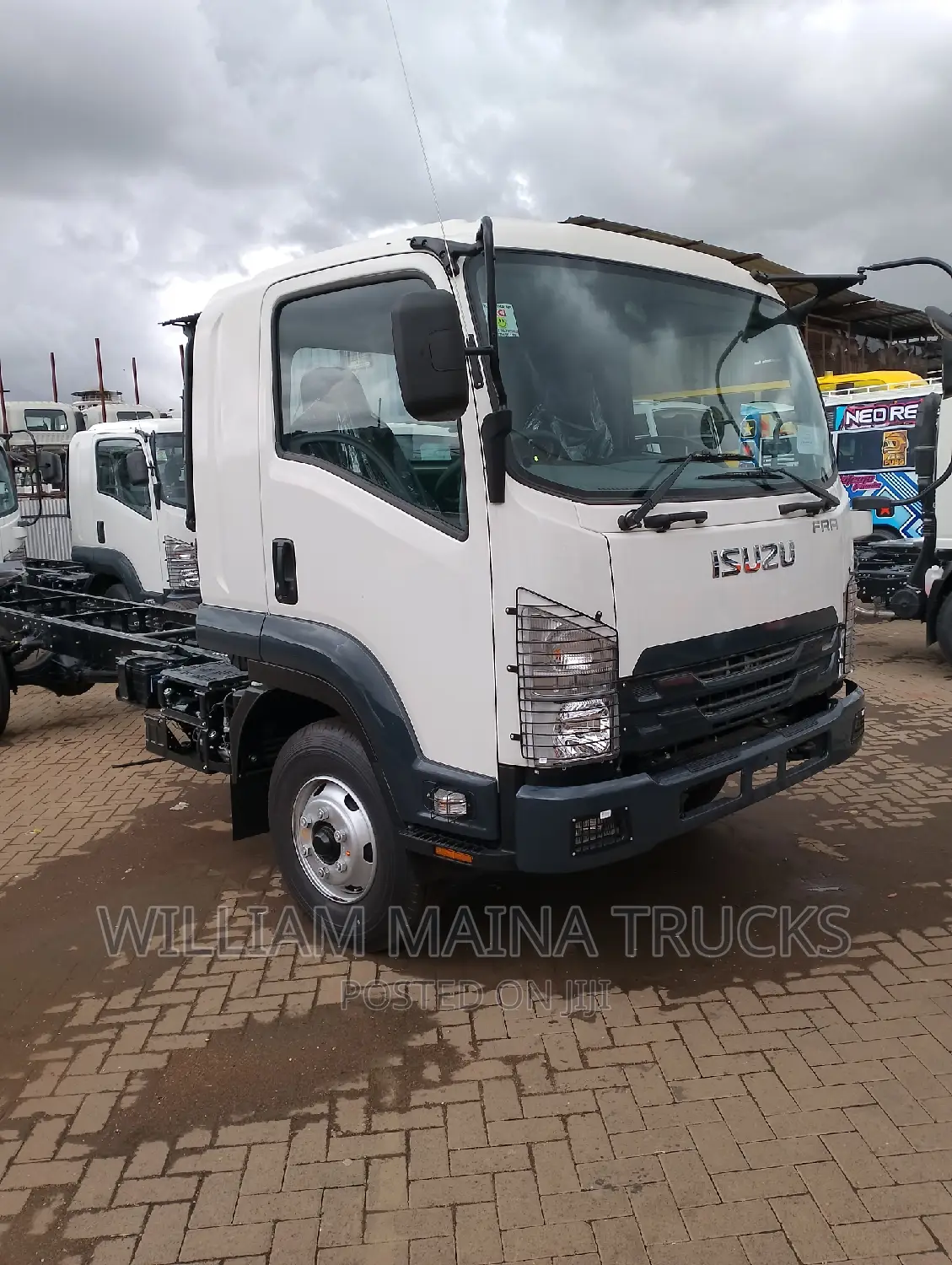 Isuzu FRR Truck
