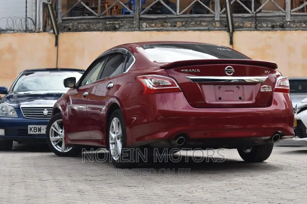 Nissan Teana 2016 Purple