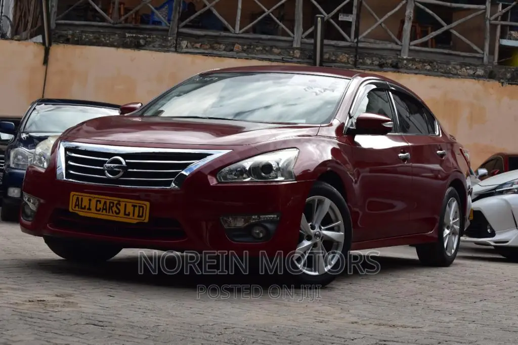 Nissan Teana 2016 Purple