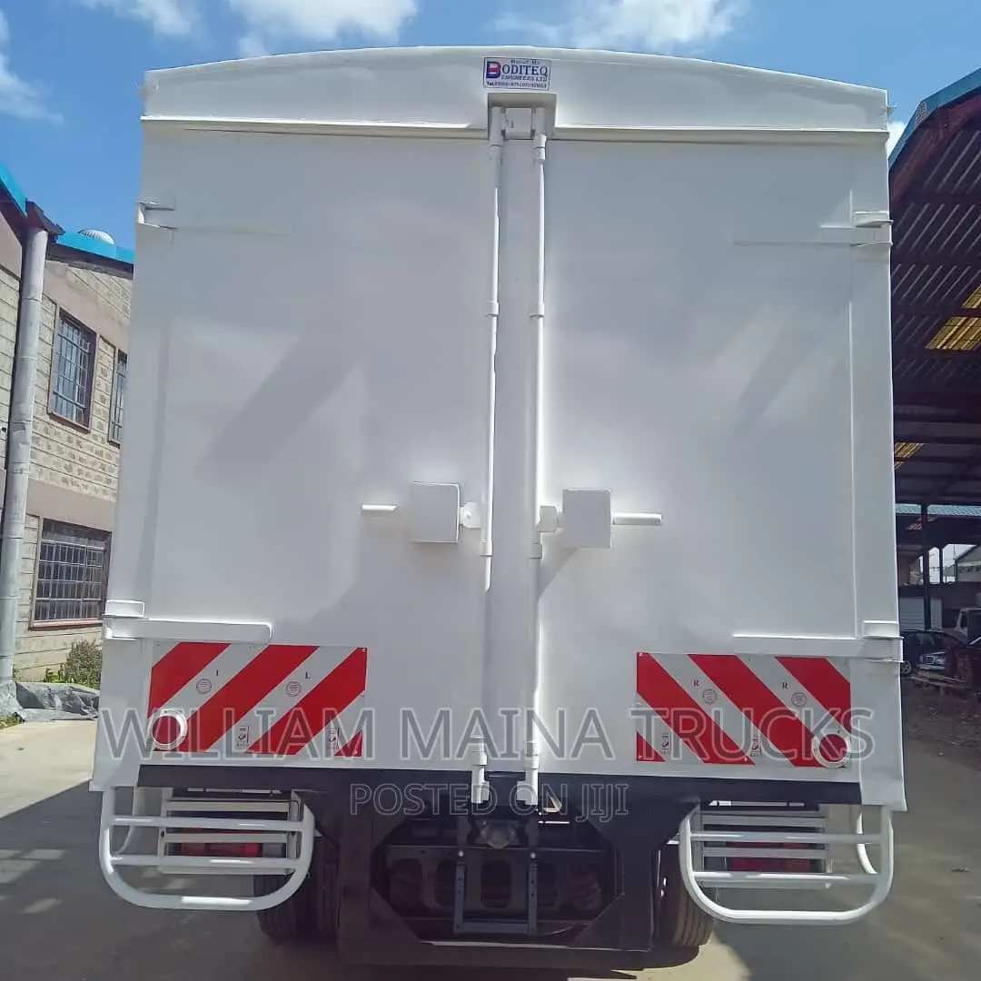 Isuzu NQR