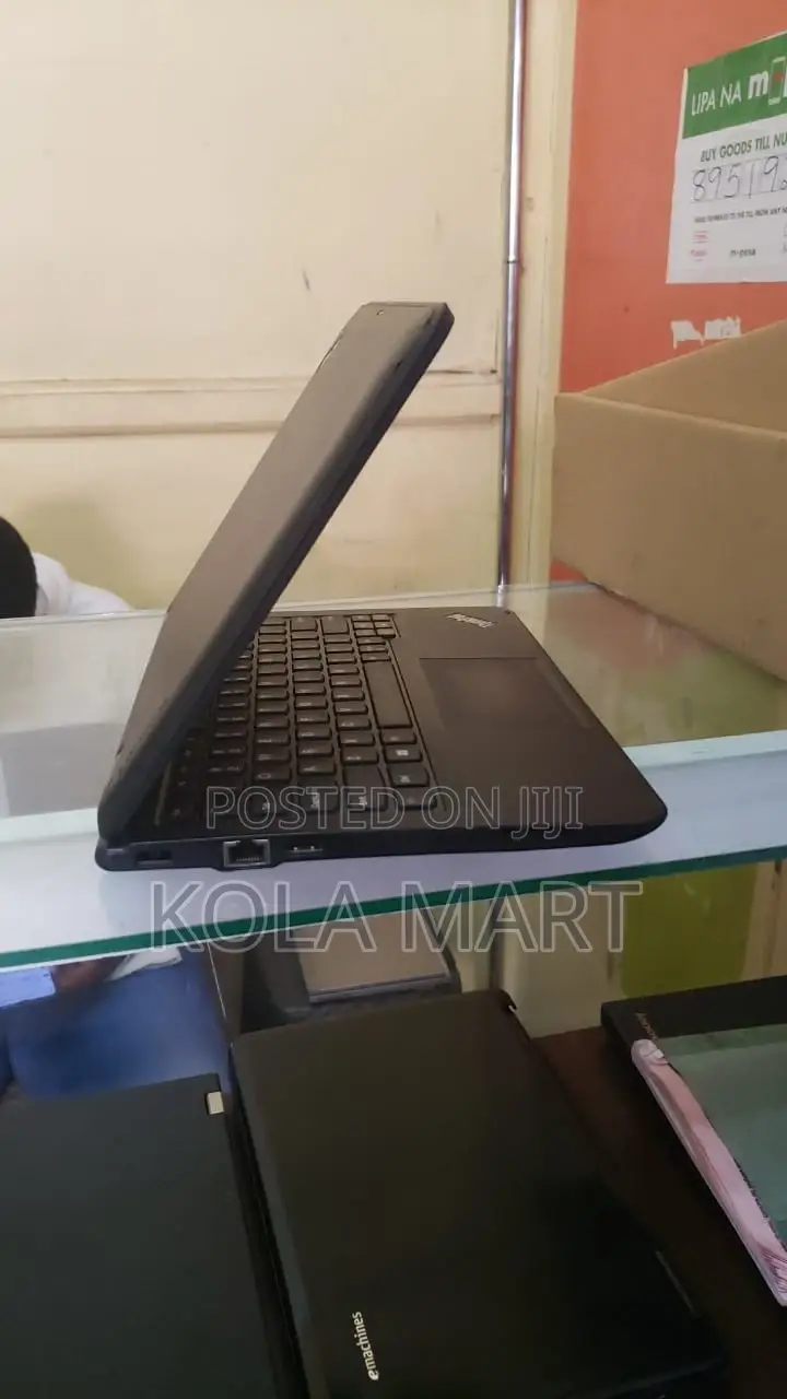 Laptop Lenovo Yoga 11e 4GB Intel SSD 128GB
