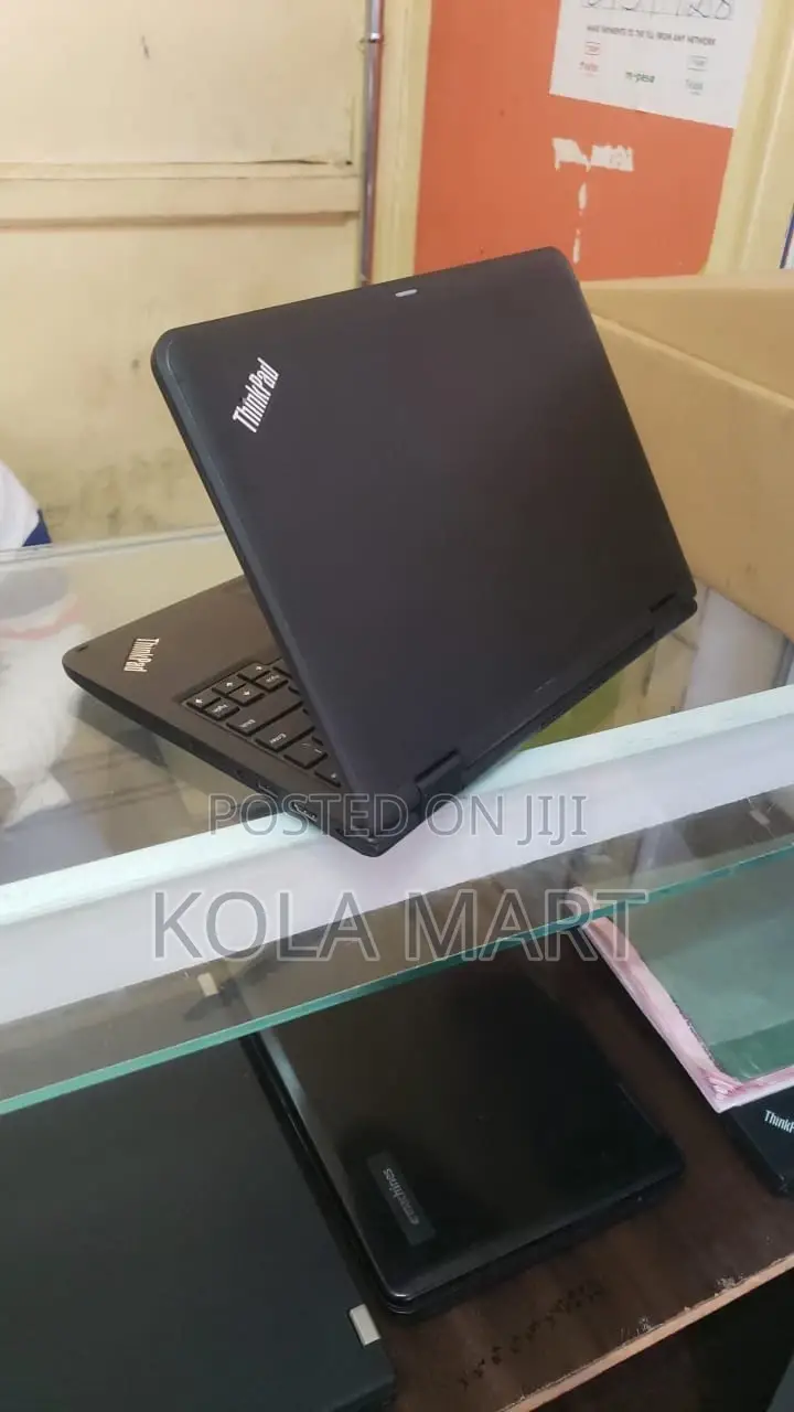 Laptop Lenovo Yoga 11e 4GB Intel SSD 128GB