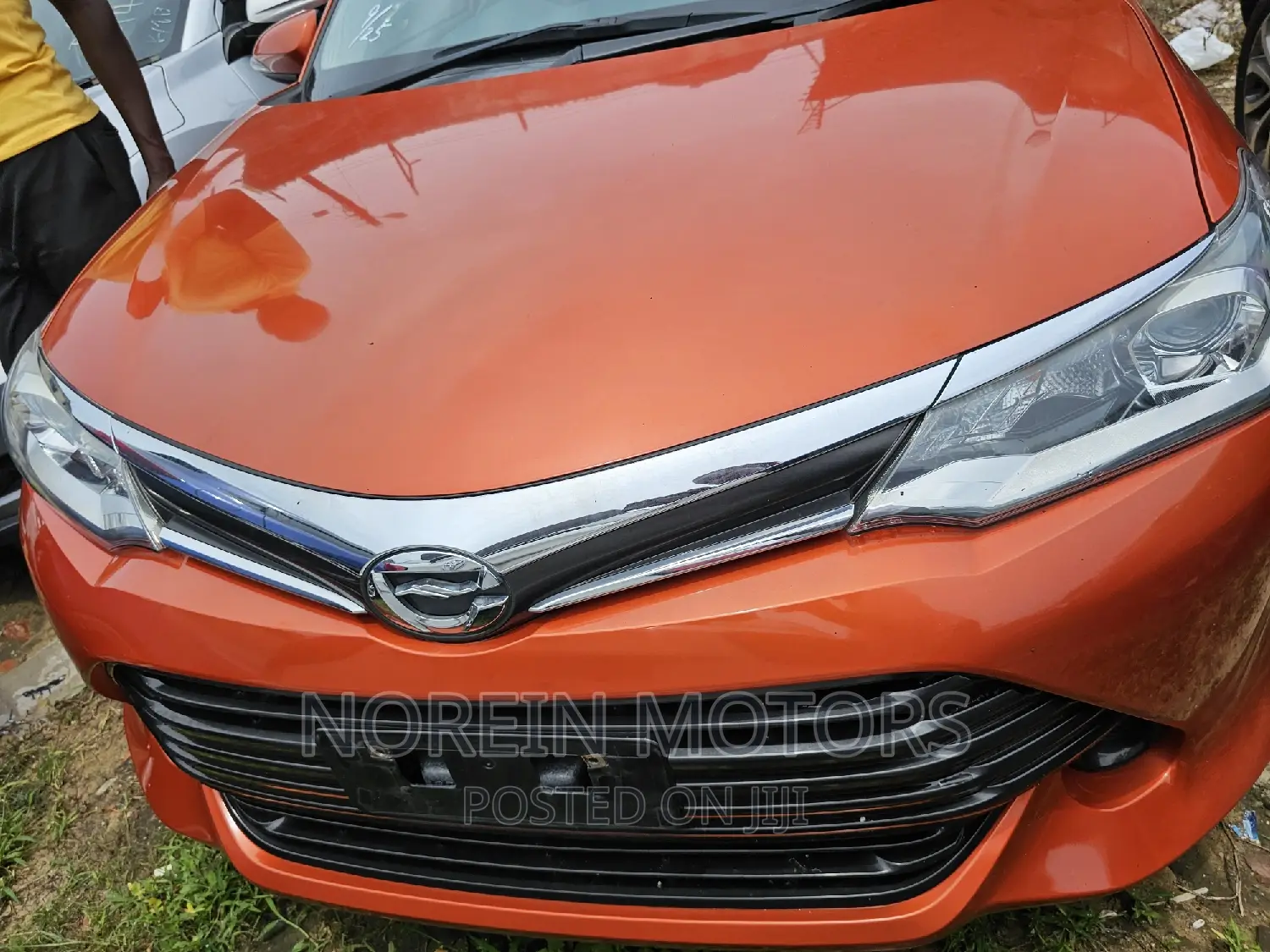 Toyota Corolla Fielder 2016 Orange