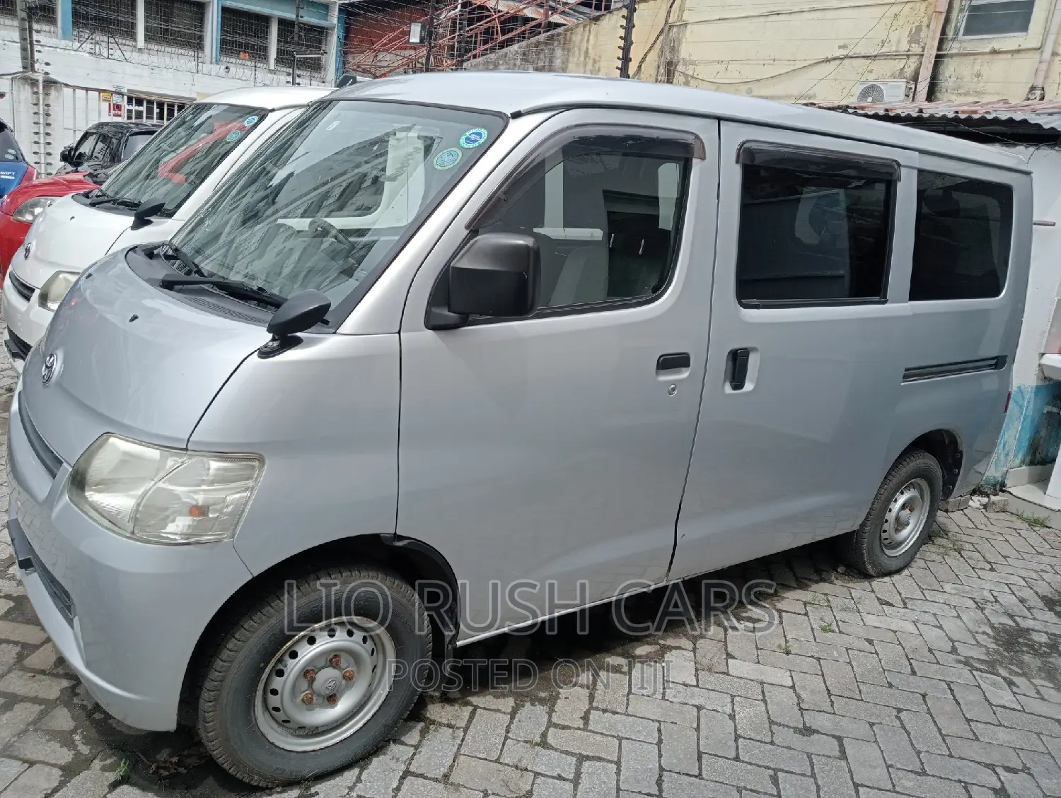 Toyota TownAce 2017 Silver