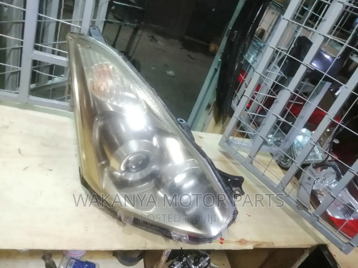 Toyota Wish 2005/2008 Xenon Headlamp, Clean Ex Japan