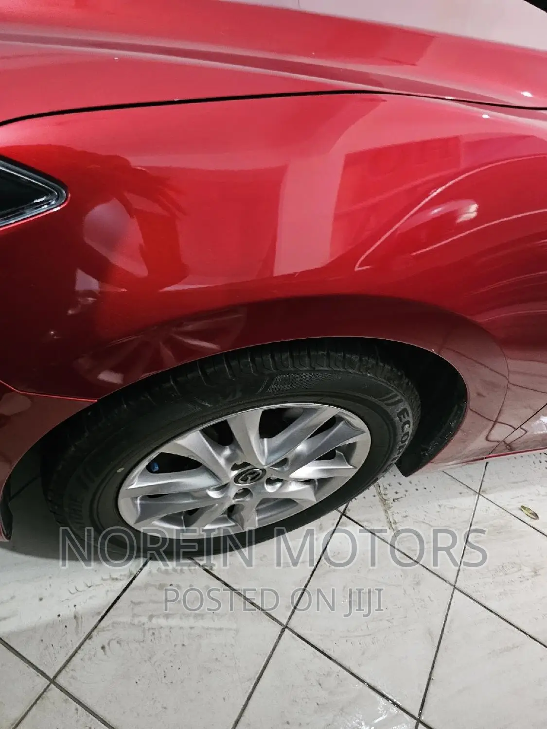 Mazda Axela 2017 Red