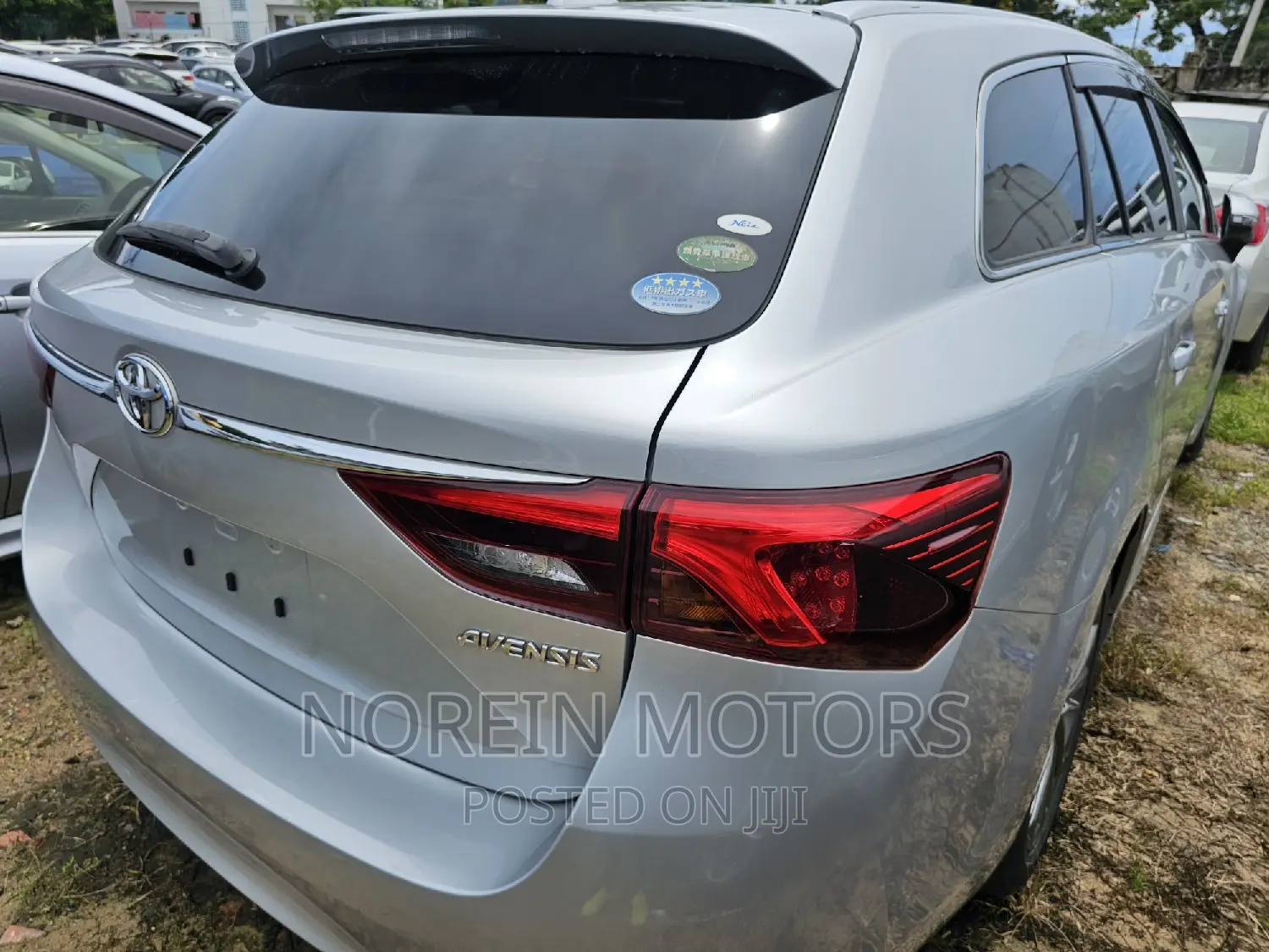 Toyota Avensis 2017 Silver