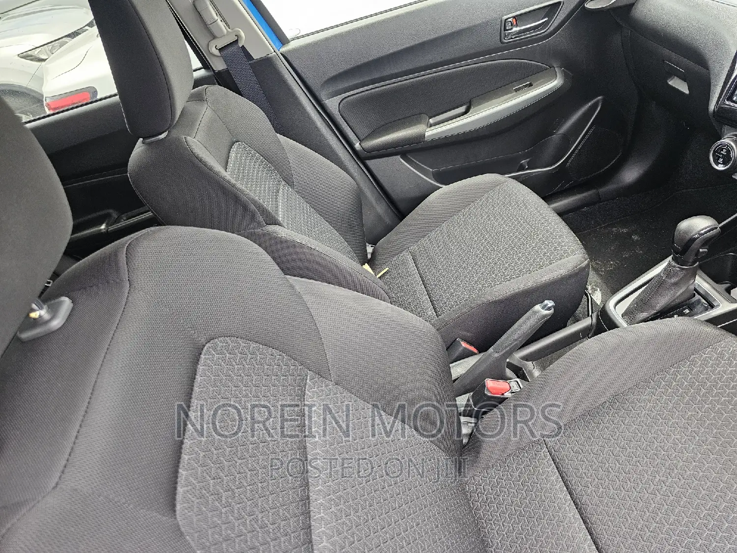 Suzuki Swift 2017 Blue