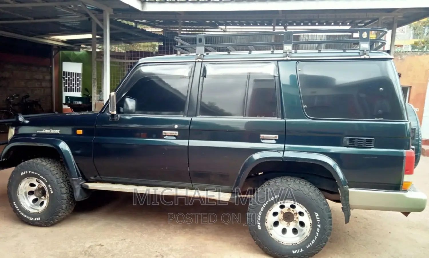 Toyota Land Cruiser 70 LWB 1995 Green
