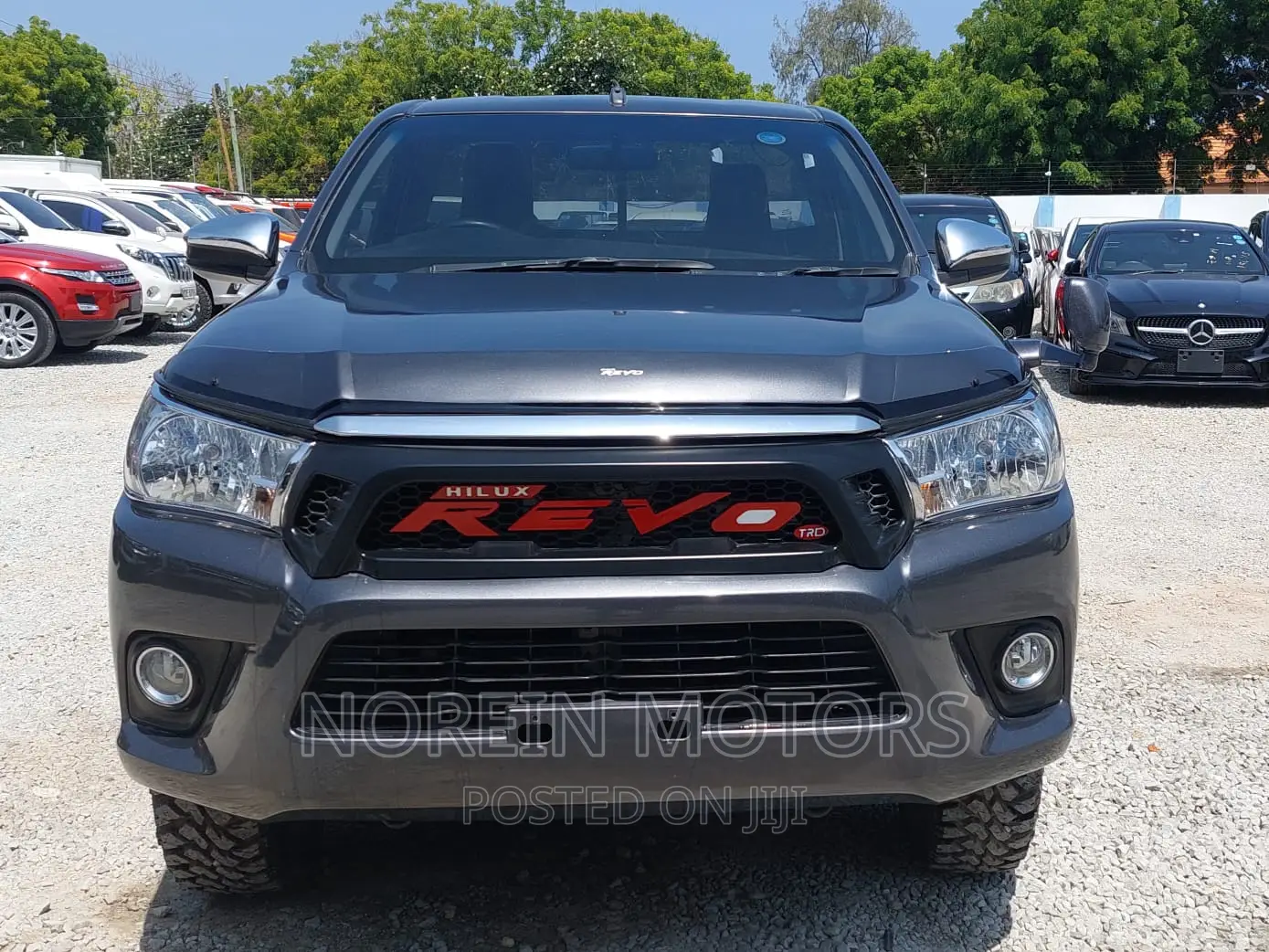 Toyota Hilux 2017 Gray