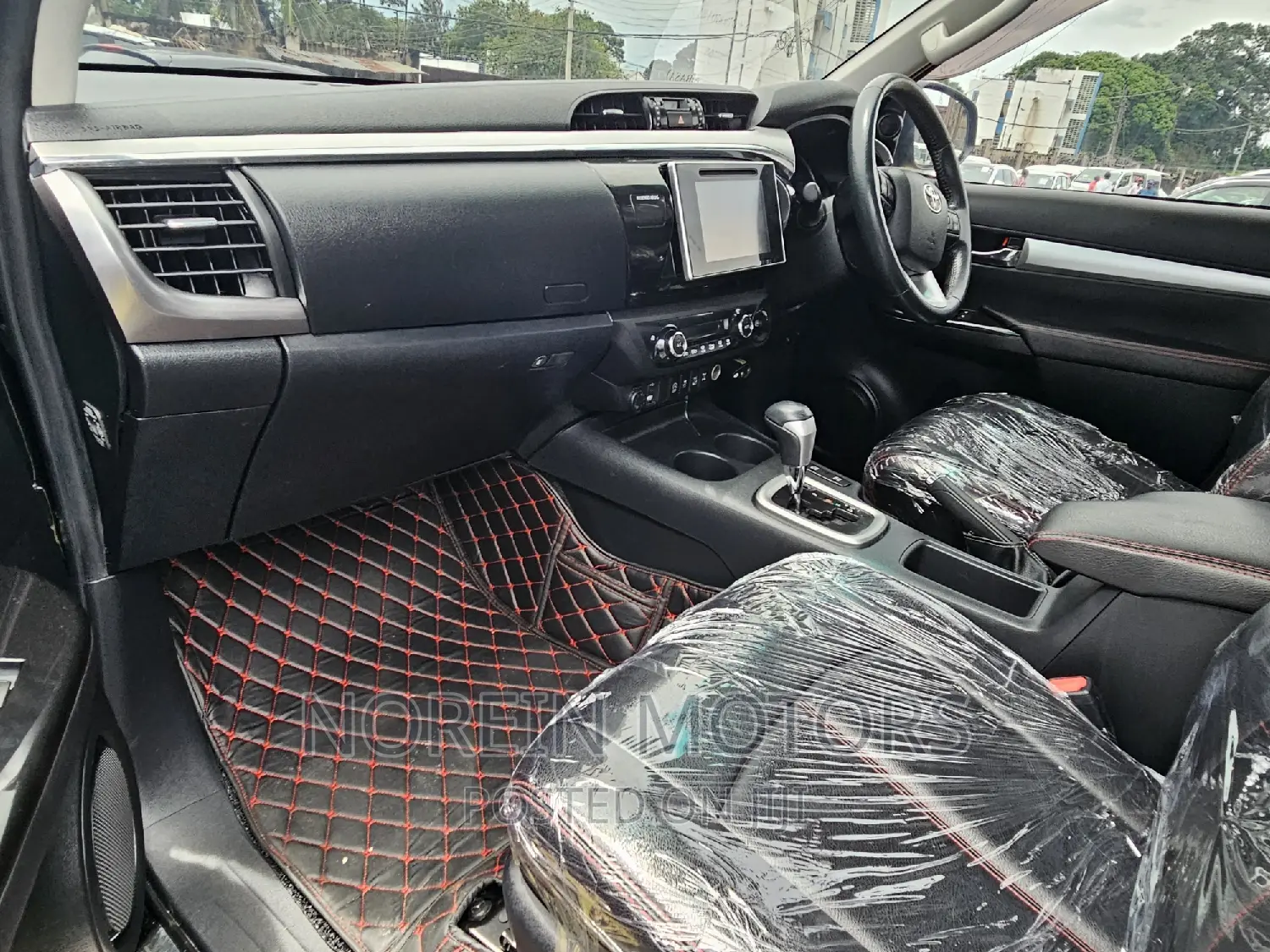 Toyota Hilux 2017 Black