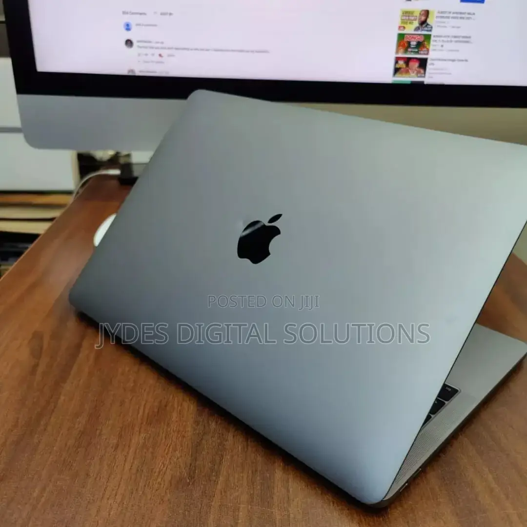 Laptop Apple MacBook Pro 2017 8GB Intel Core I5 SSD 128GB