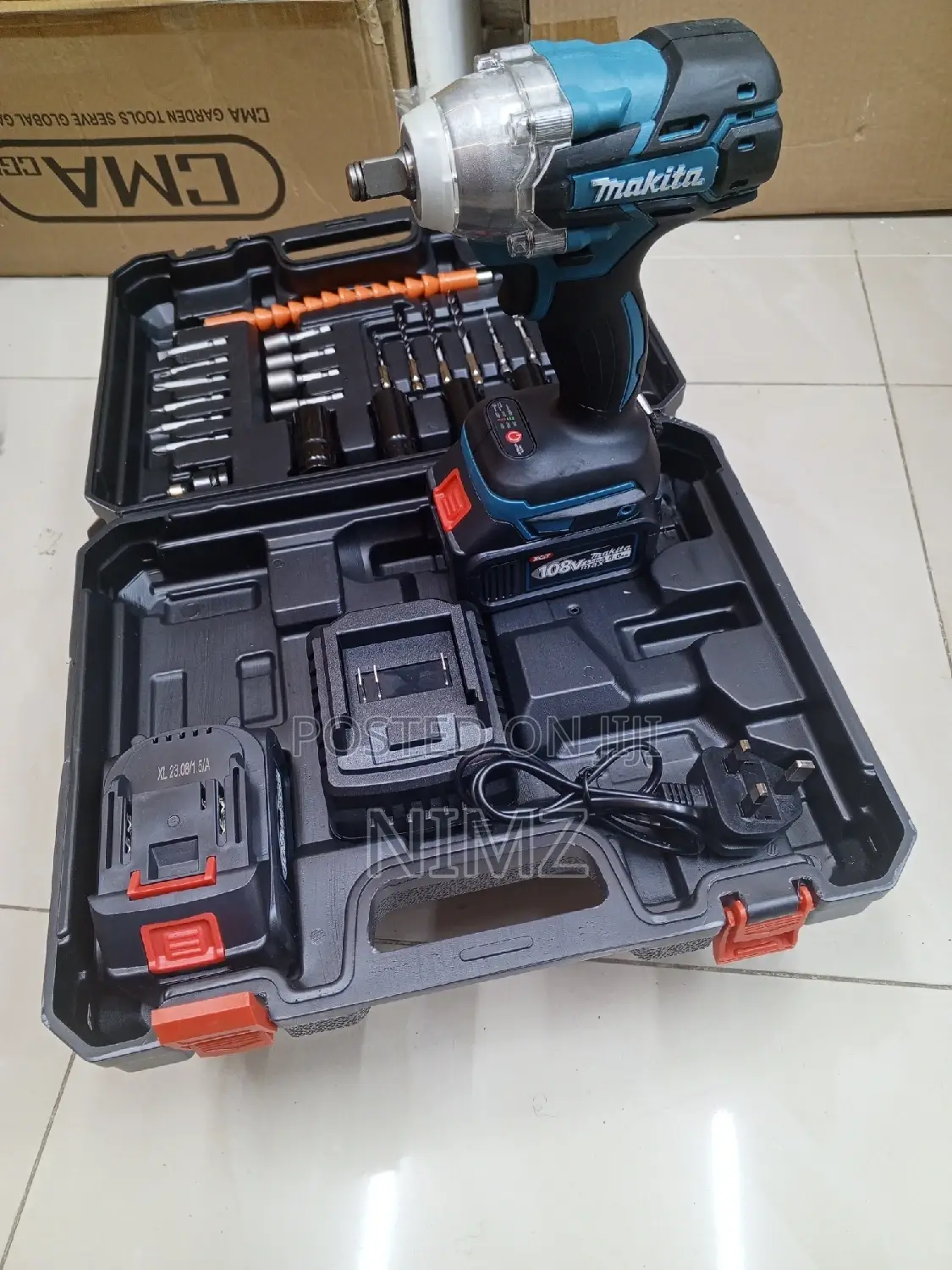 Makita Cordless Electric Impact Wrench With 2 Batteries