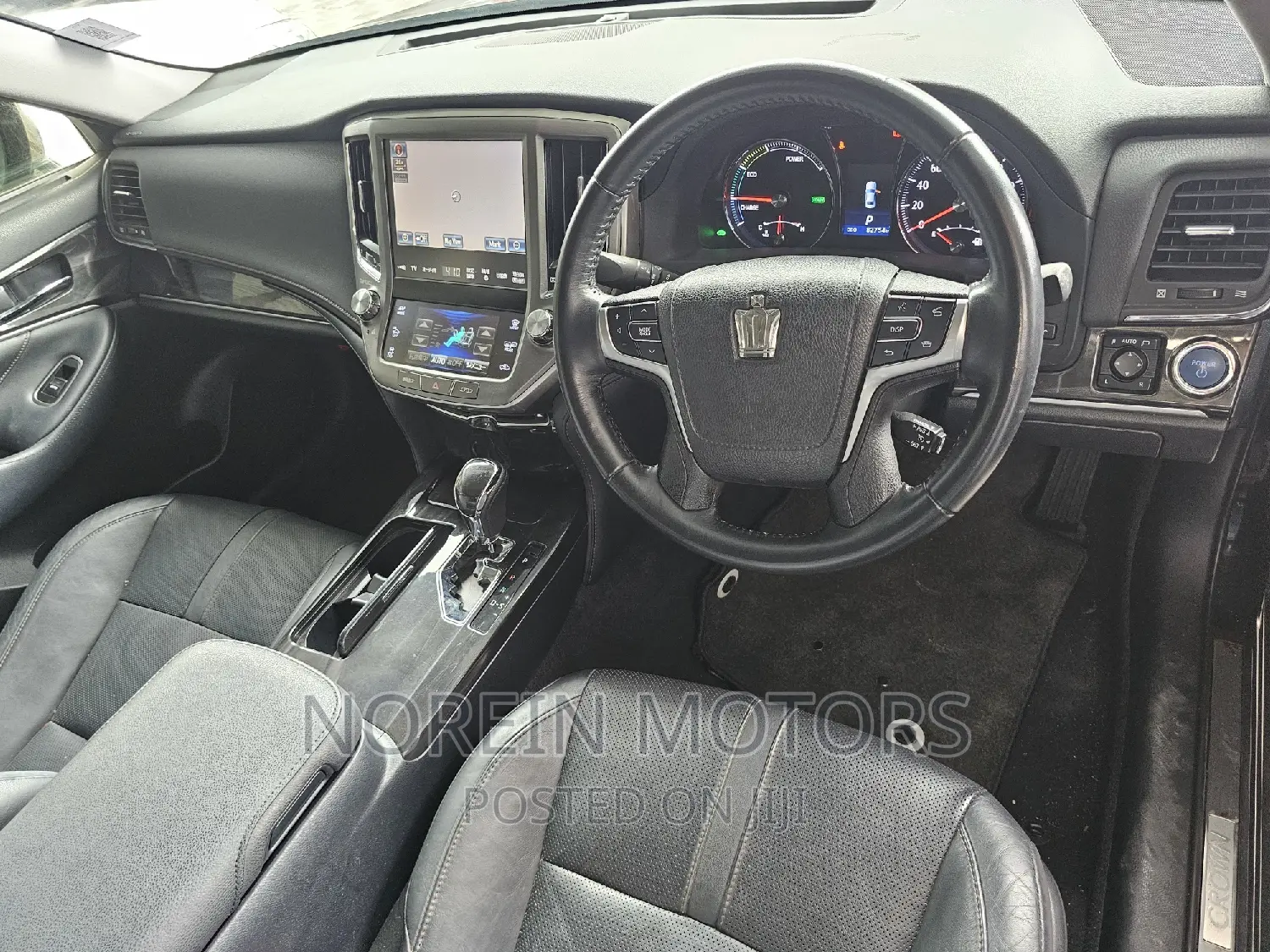 Toyota Crown 2016 Matt Black