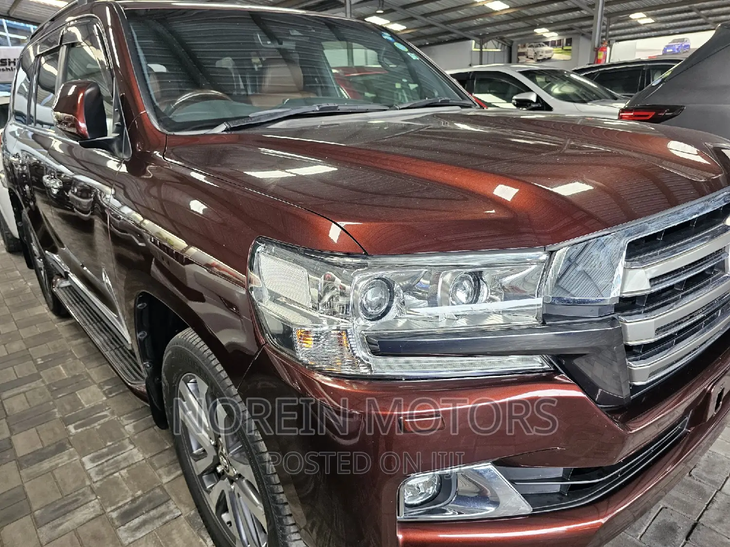 Toyota Land Cruiser 2017 Brown