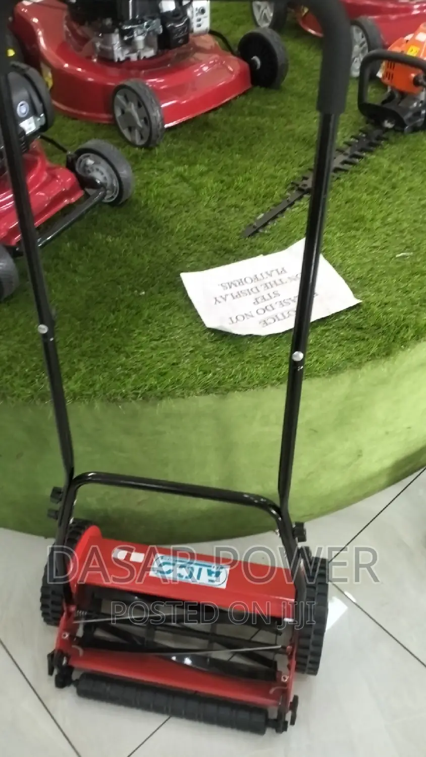 Manual Lawn Mowers