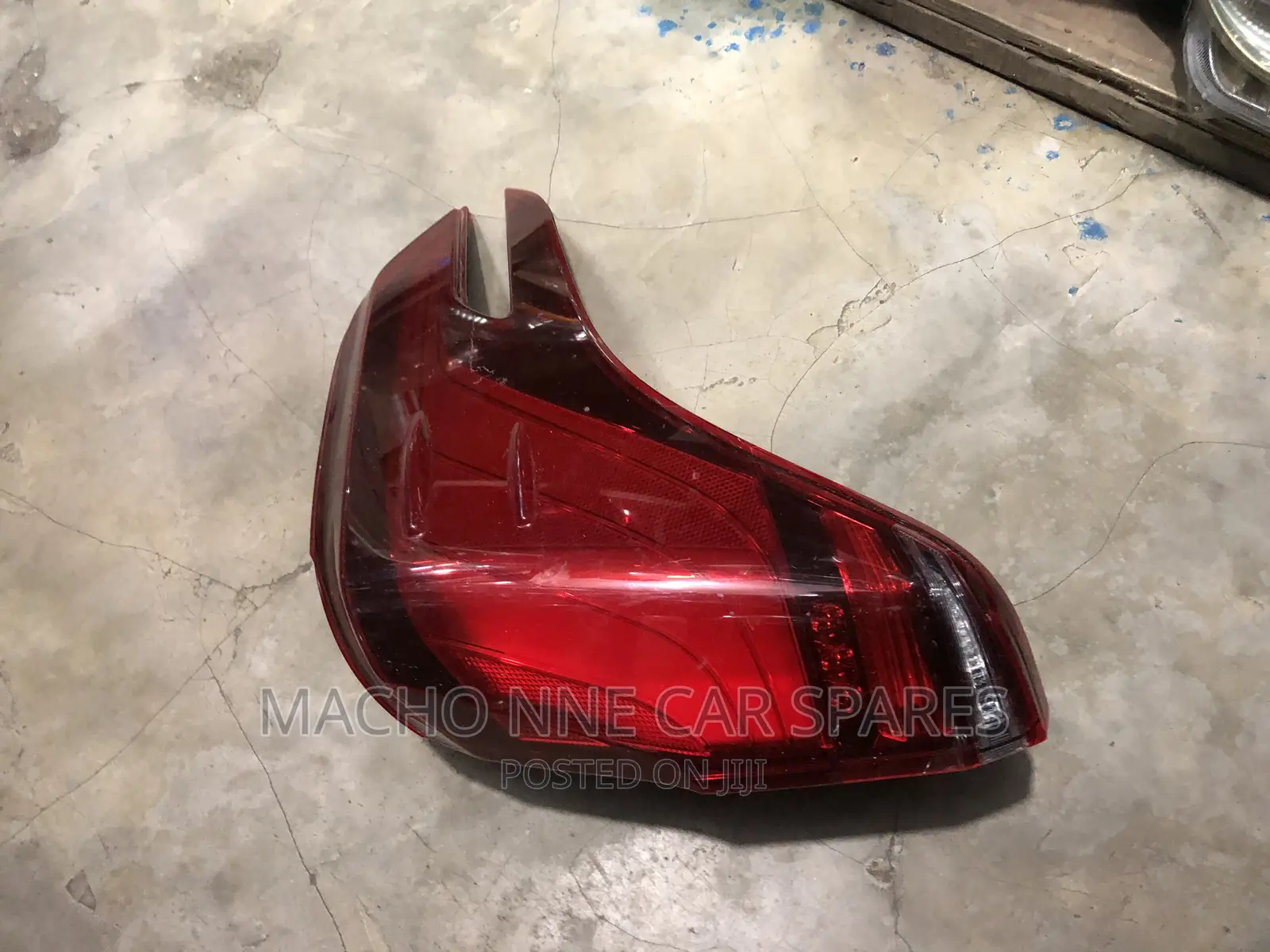 Toyota Alphard 2018 Taillight