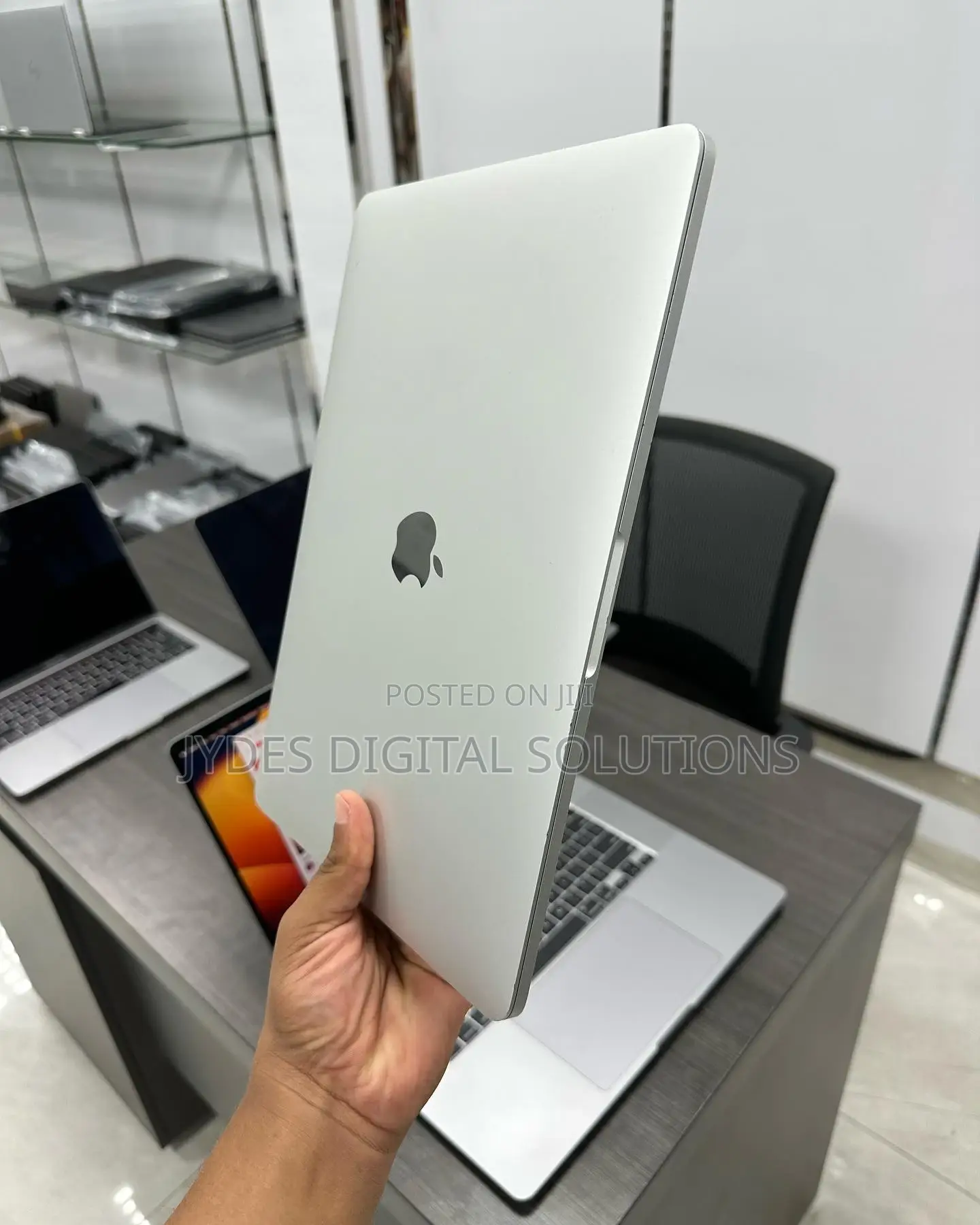 Laptop Apple MacBook Pro 2017 16GB Intel Core I7 SSD 256GB