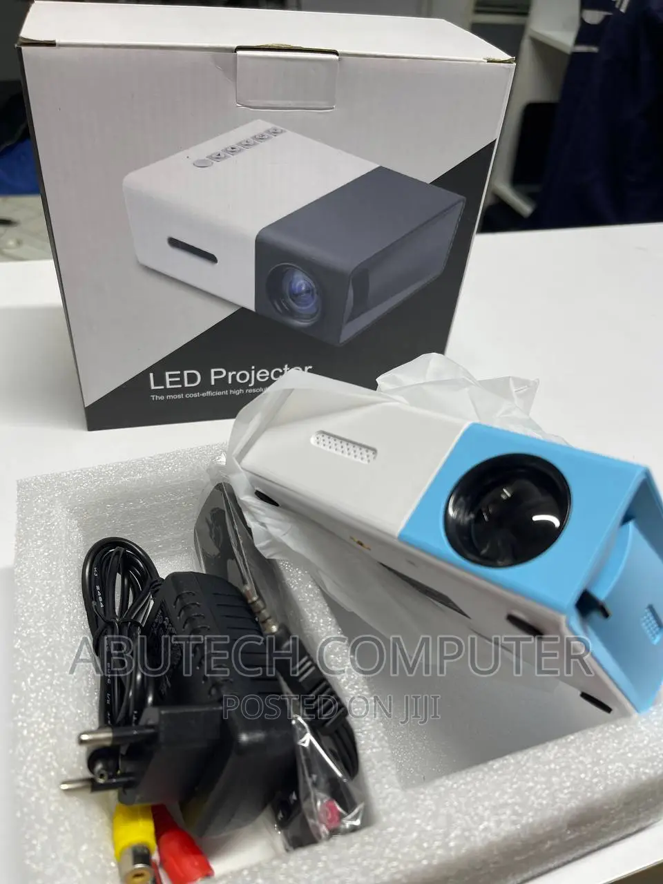 Led Projector