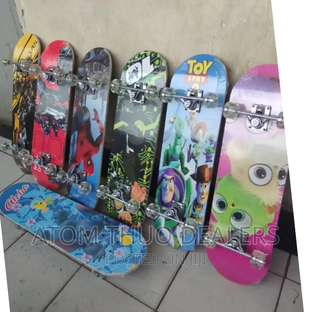 79 Cm Skateboard With Rubber Wheels