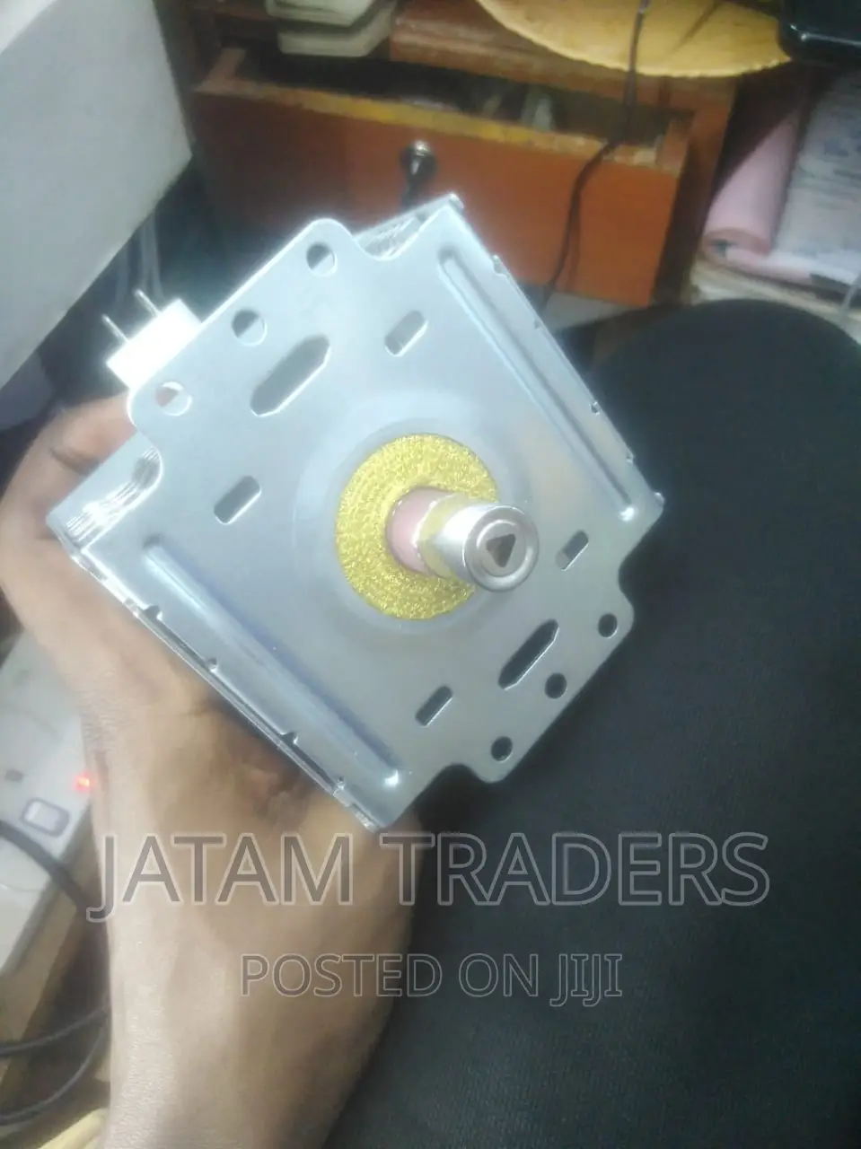 LG Magnetron, M2 213