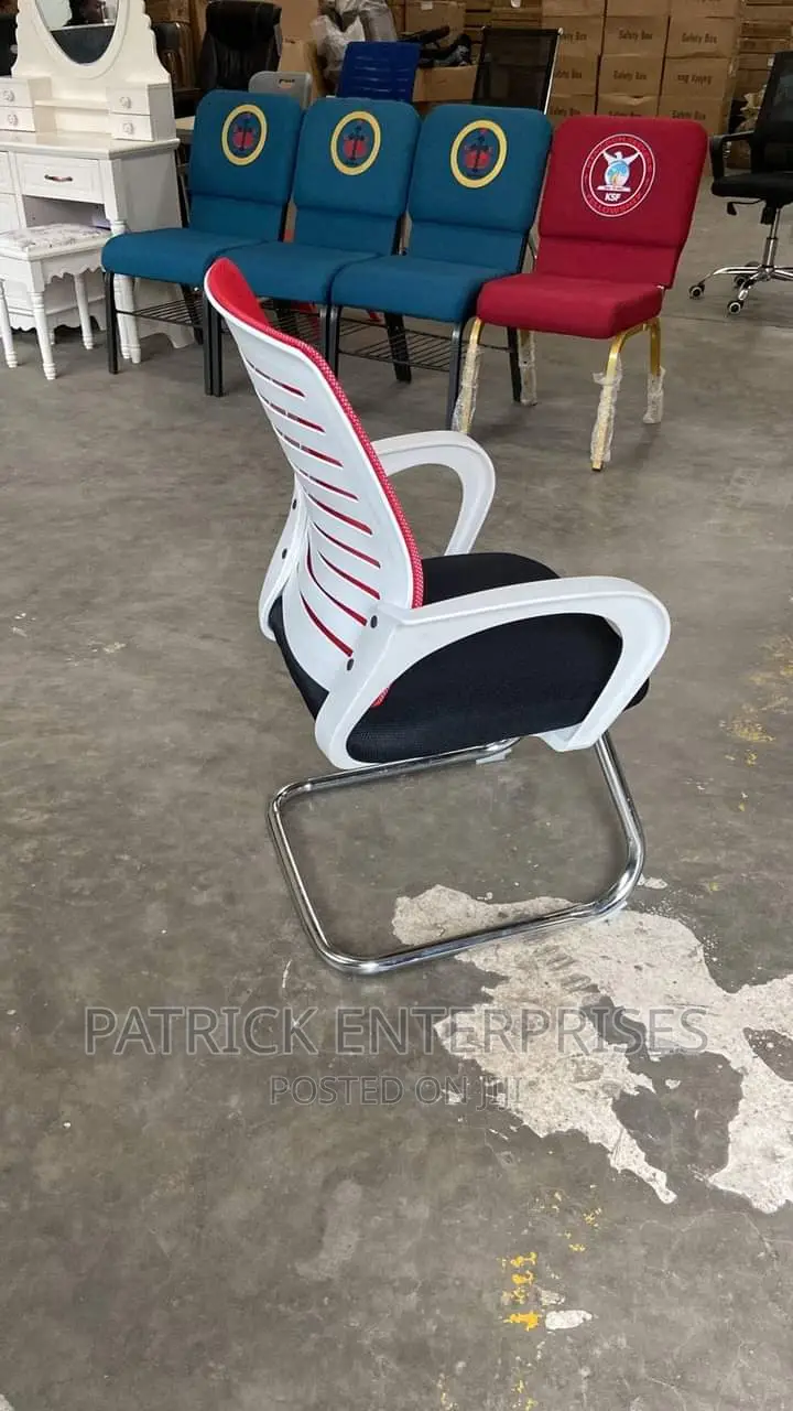 Imported Morden Colored Visitors/ Secretarial Office Chair