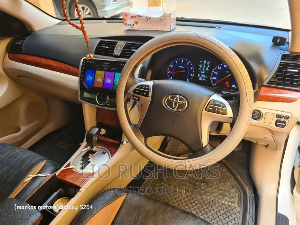 Toyota Premio 2016 White