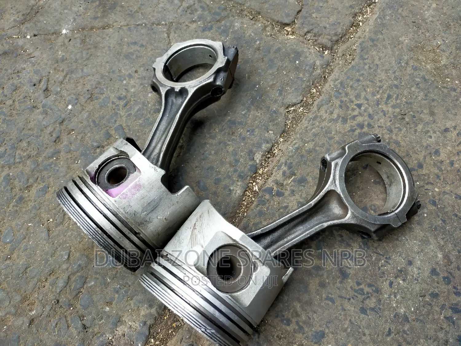 Hilux, Prado Piston Conrods for All Japanese Available