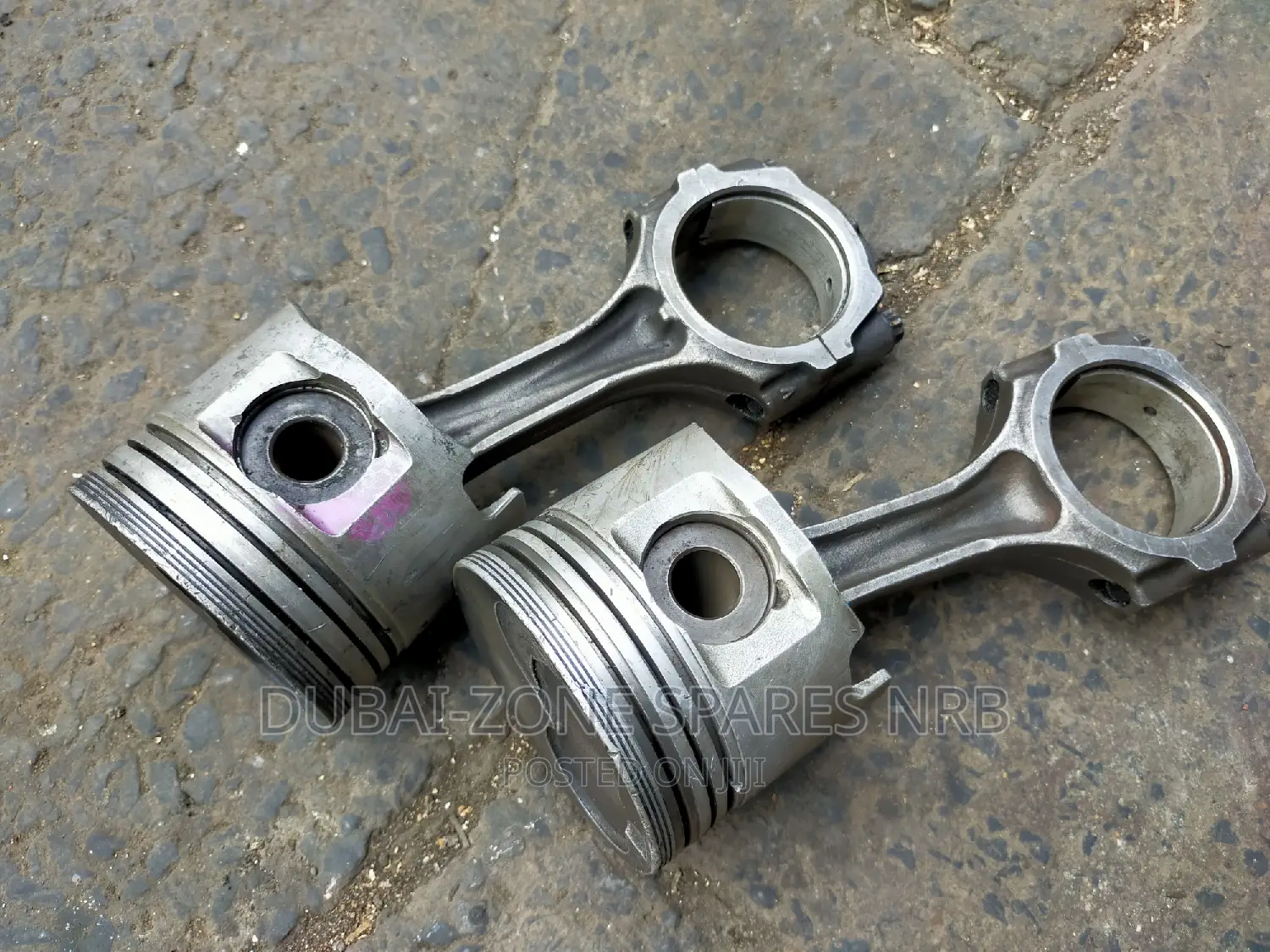 Hilux, Prado Piston Conrods for All Japanese Available
