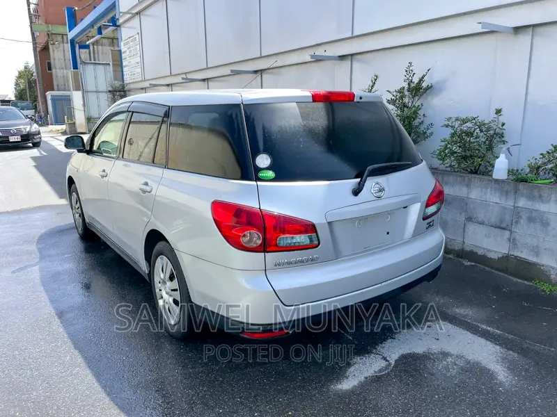Nissan Wingroad 2016 Silver