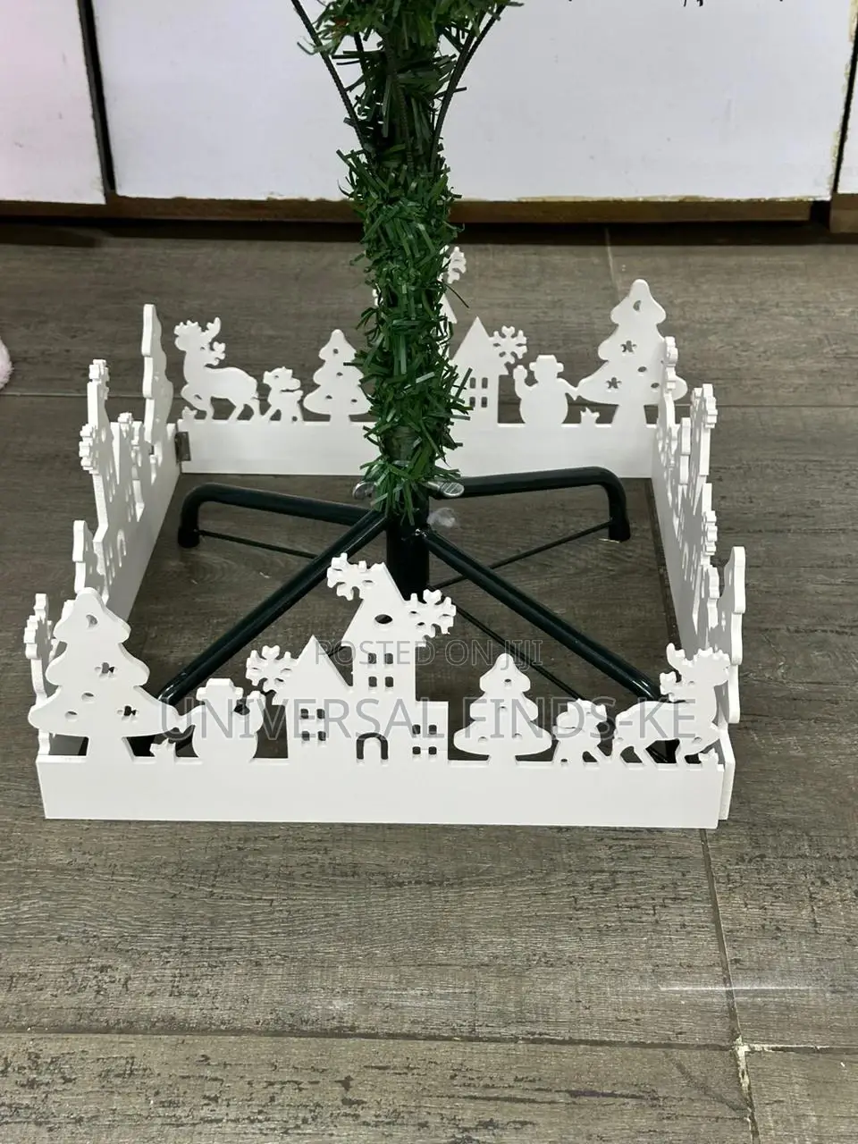 Christmas Tree Stitching Fence Decor
