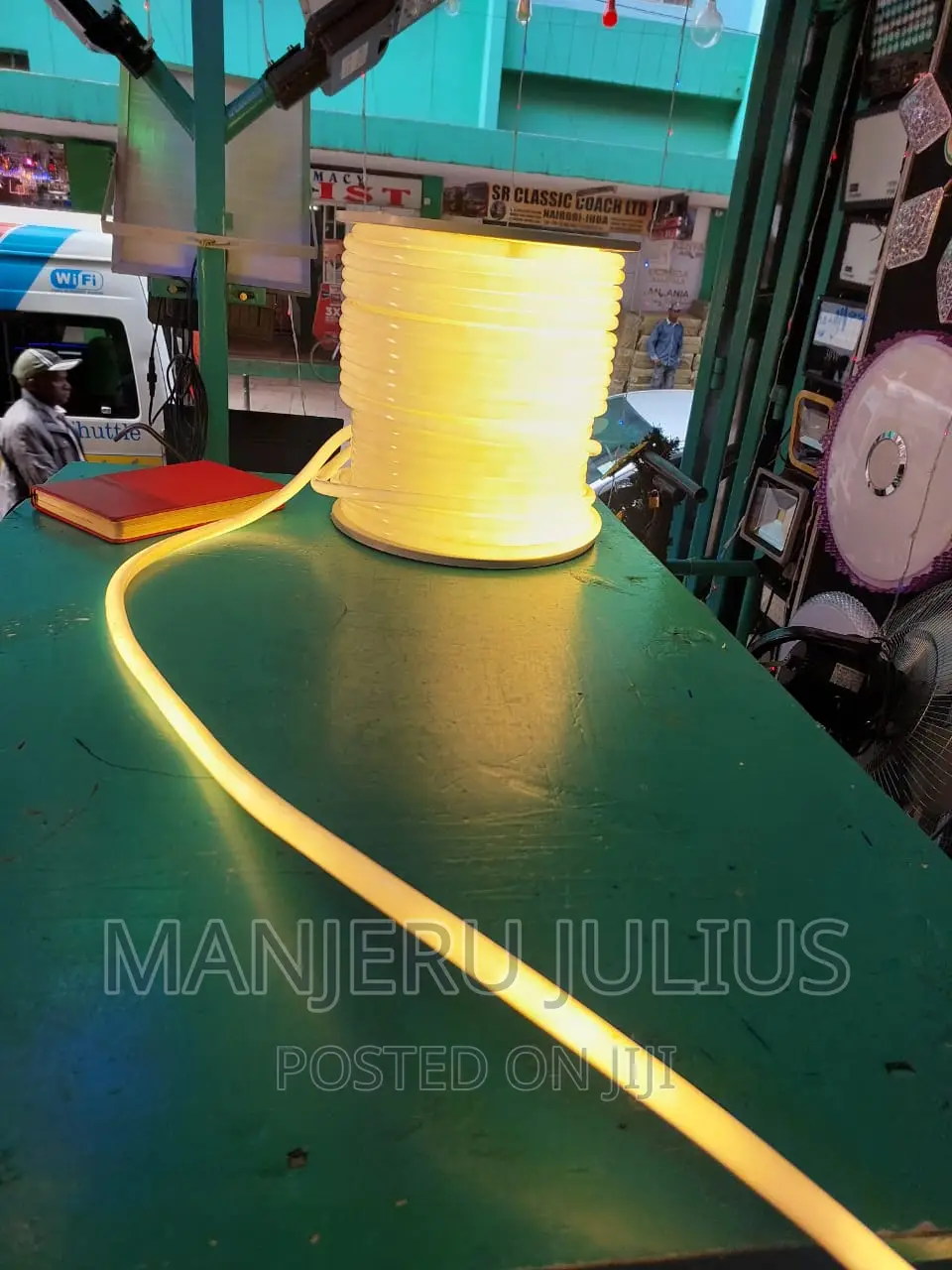 Warm White Round/Pipe Neon Snake Light