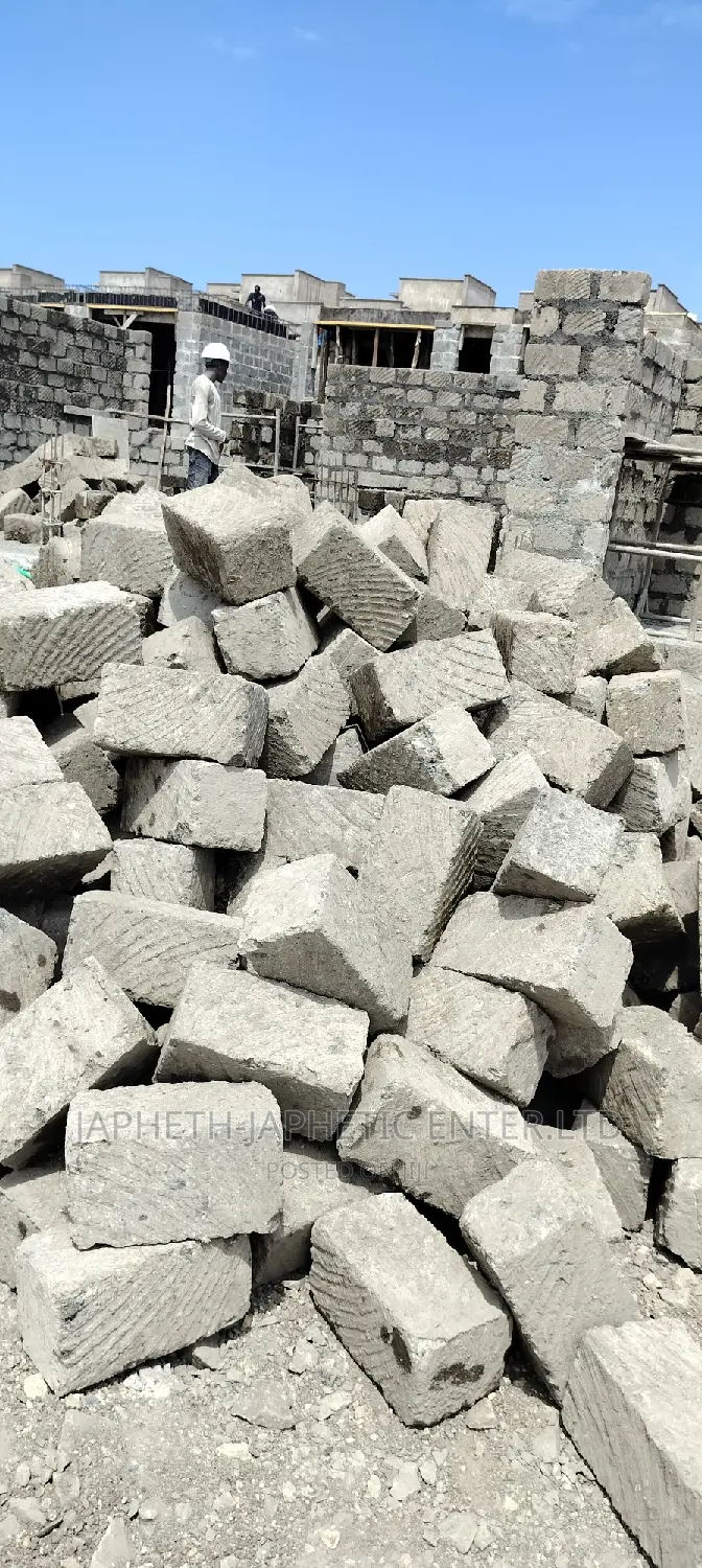 Ndarugo Mawe, Machine Cut Stones Quality POA