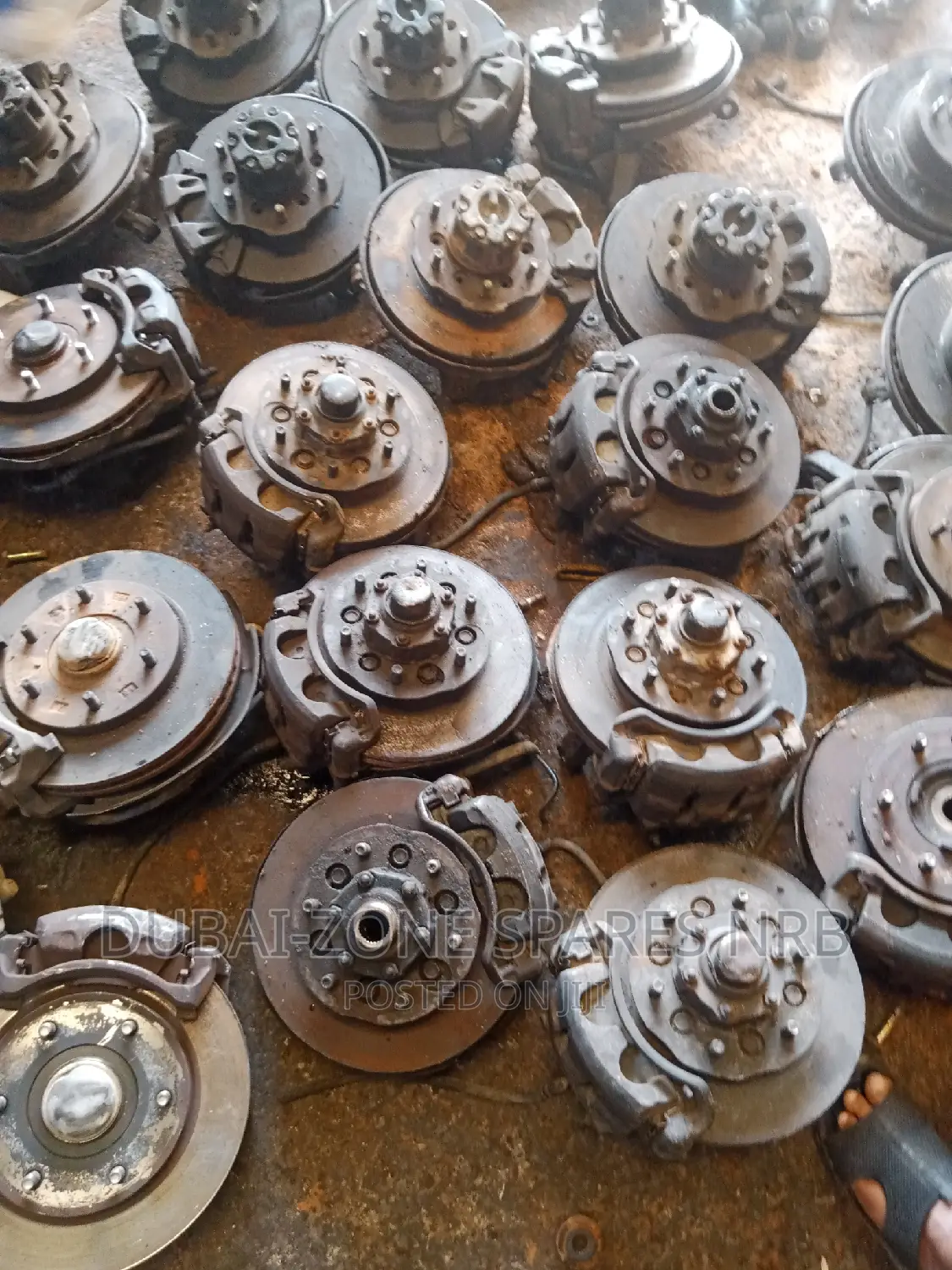 2 4WD D-Max,L200,Pajero,Sahara,Front Wheel Hubs Complete.