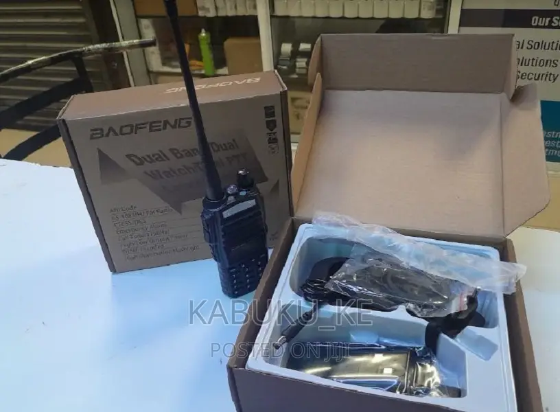 Baofeng UV-82 Walkie Talkie Baofeng UV-82 Walkie Talkie