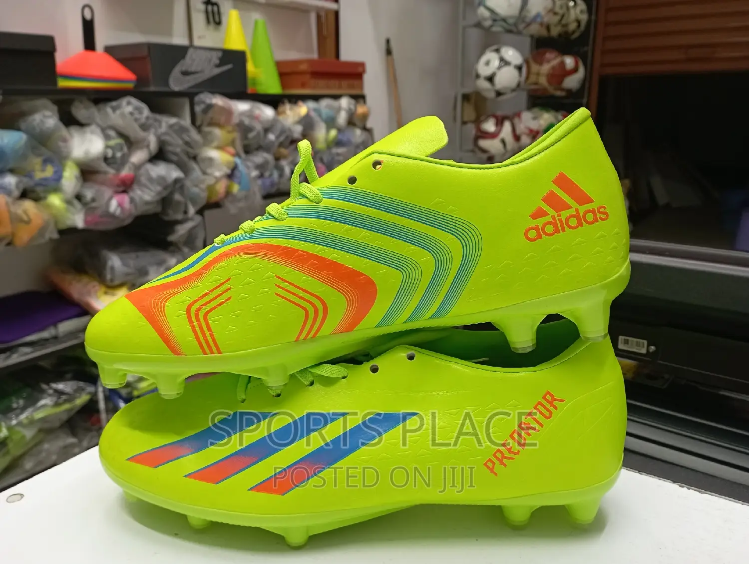 Adidas Kids Football Boots #39