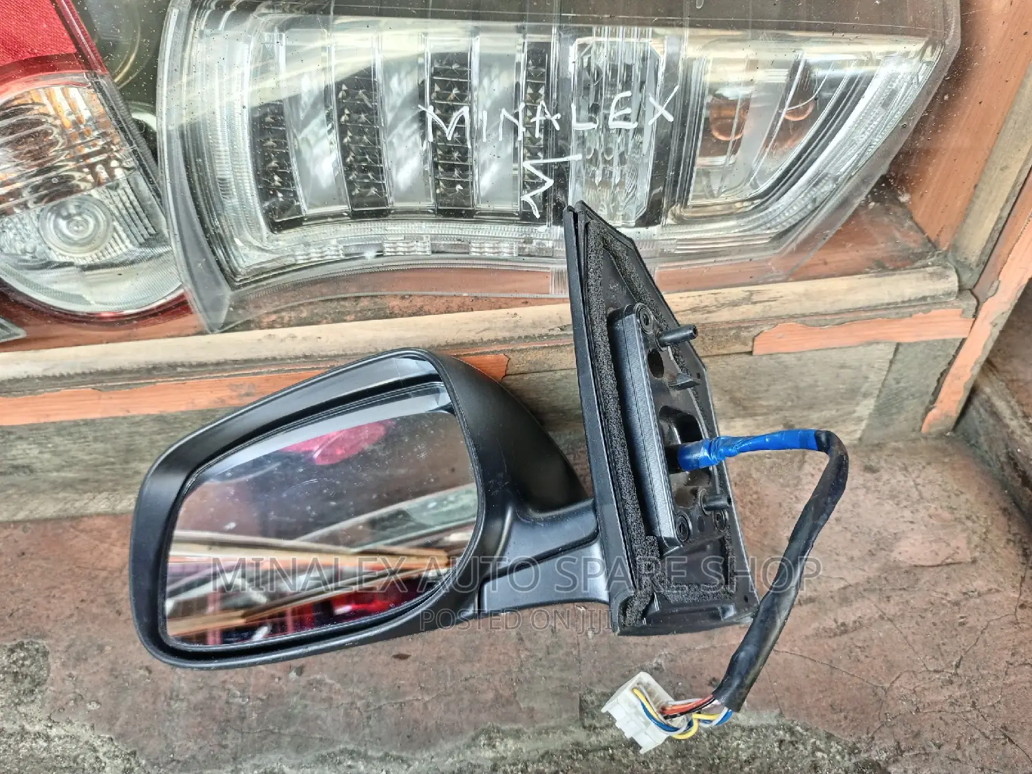 Sidemirror Toyota Premio 260 With Indicator