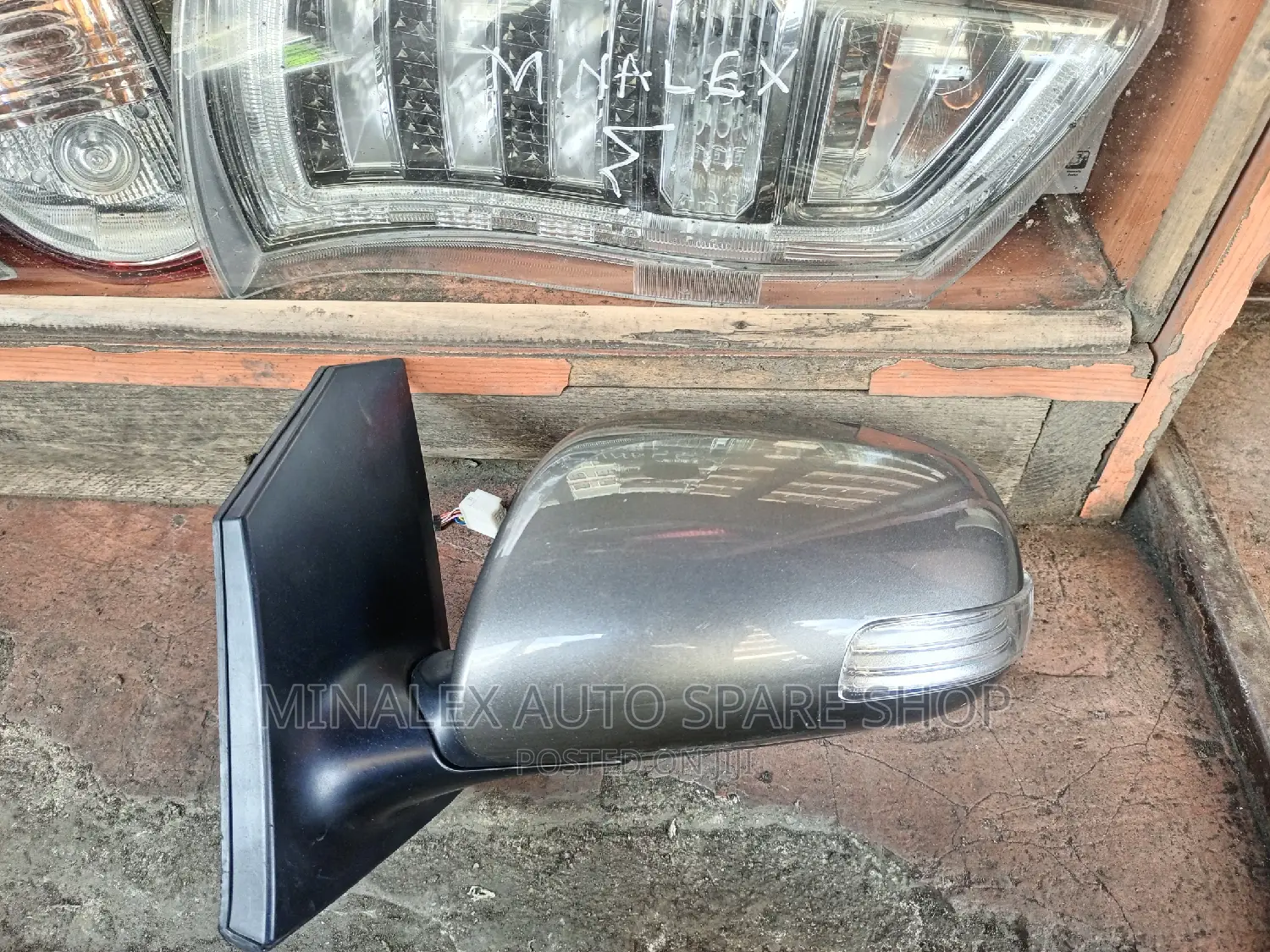 Sidemirror Toyota Premio 260 With Indicator