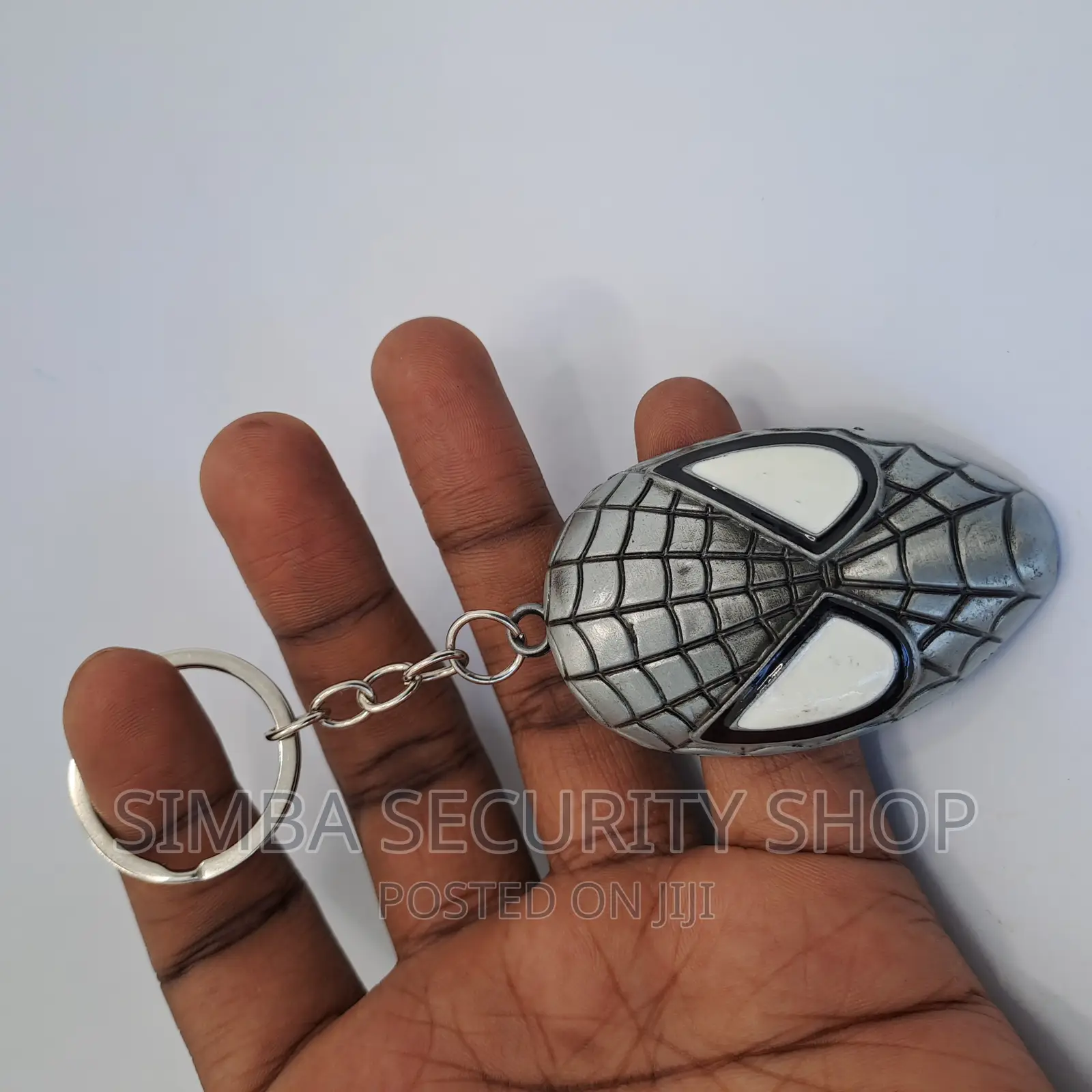 Spider Man Head Keychain Keyholder Metal Key Ring Pendant