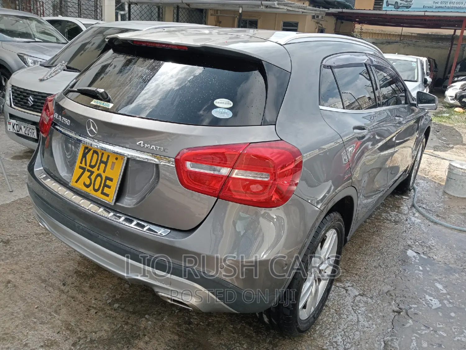 Mercedes-Benz GLA 250 2015 Gray