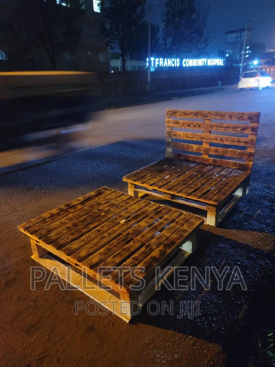 Pallet Bed- 4*6 Detachable and Blazed Pallet Bed. (#RD19)