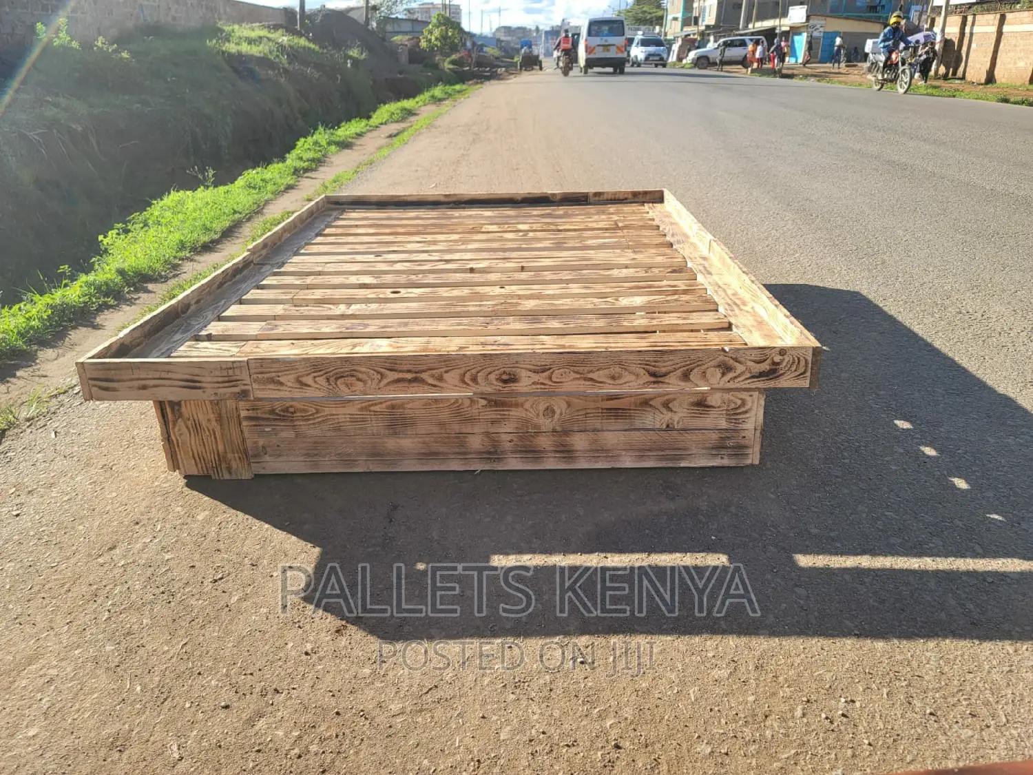 Pallet Bed- 5*6detachable and Blazed Pallet Bed. (#JD01)
