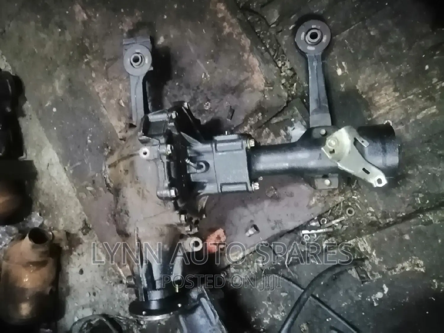 Toyota Hilux Vigo Front Differential Diff