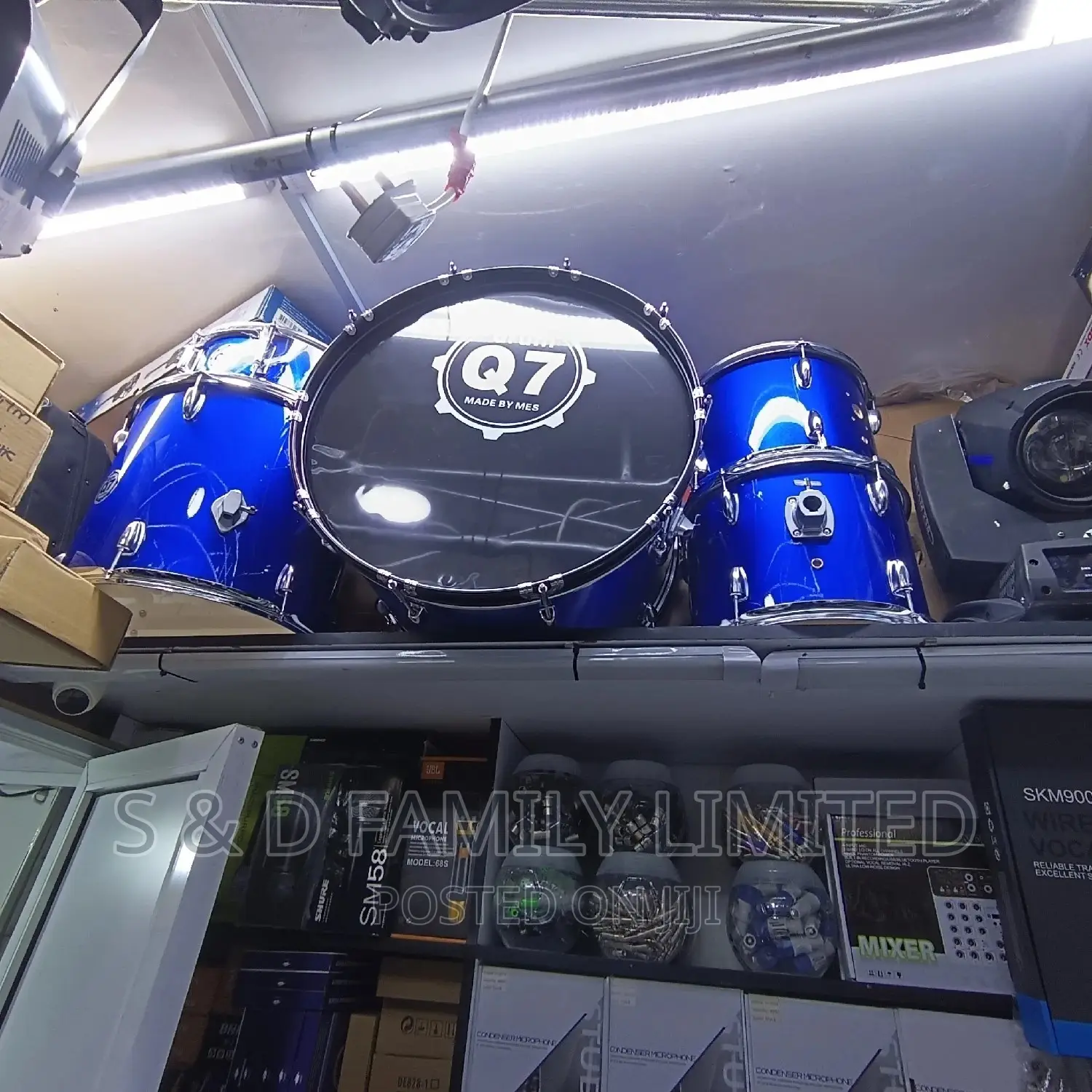 Q7 Drumset by Mess